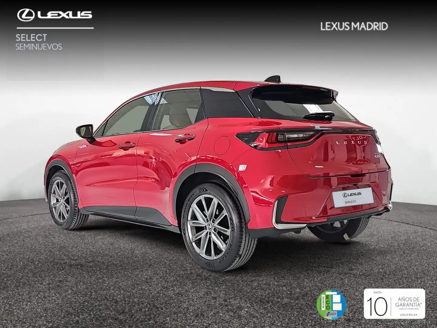 Lexus LBX 1.5 136cv HEV Elegant+ Червоний - 2