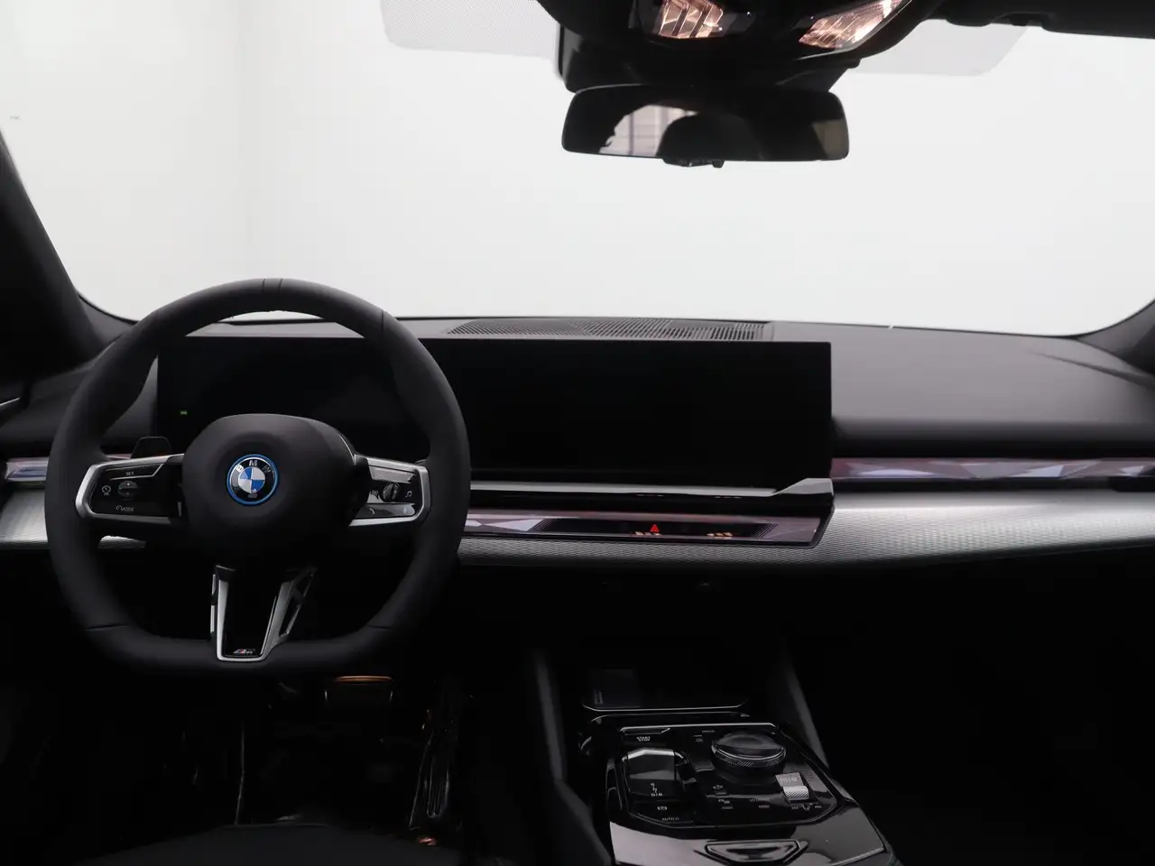BMW i5 2026 — фото 12
