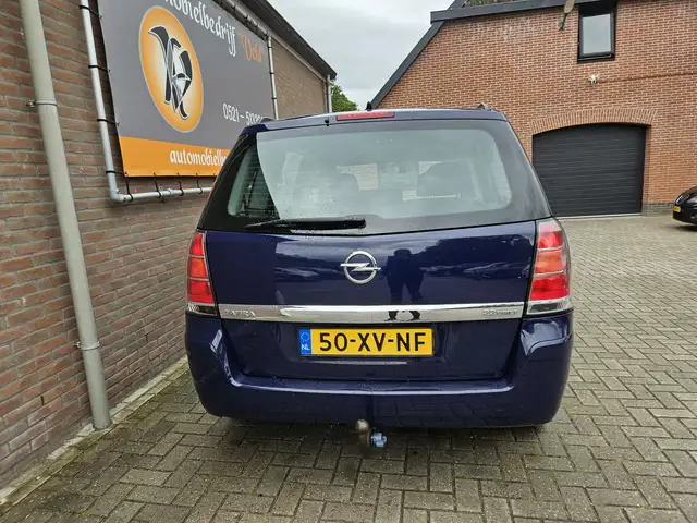 Opel Zafira view 26