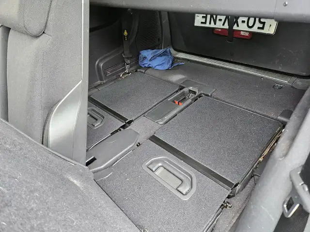 Opel Zafira view 24