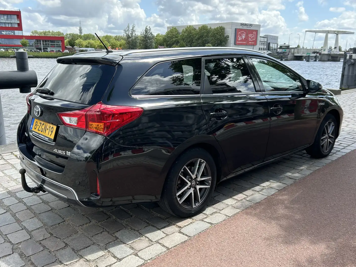 Toyota Auris Touring Sports 1.8 Hybrid Lease navi/camera panoda Noir - 2