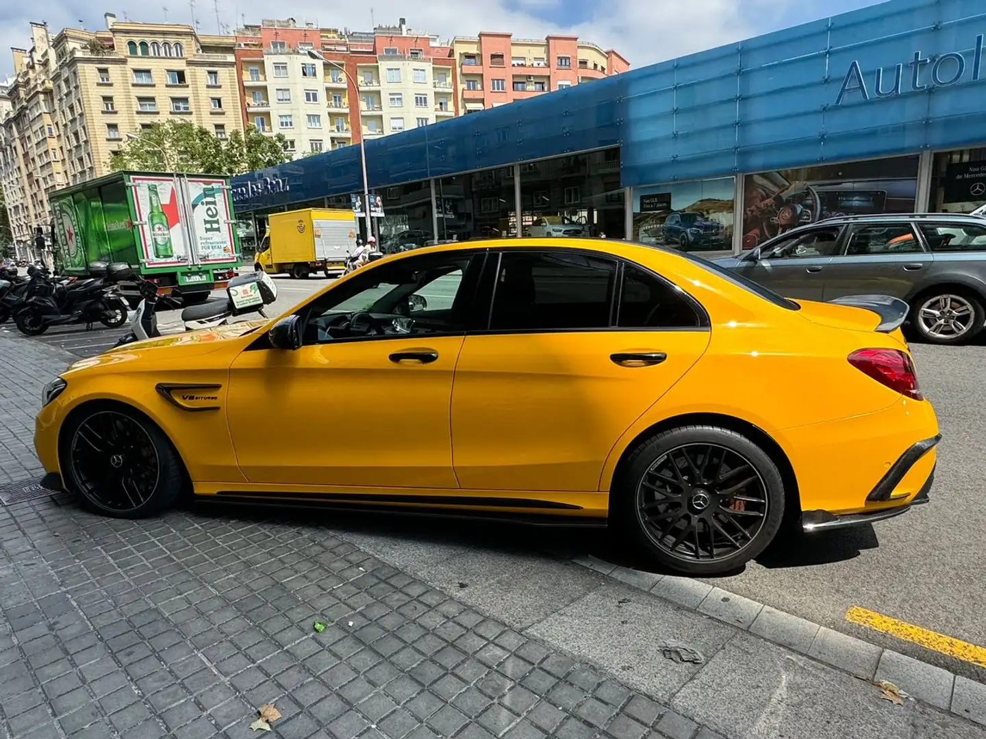 Mercedes-Benz C 63 AMG S 7G Plus Gelb - 2