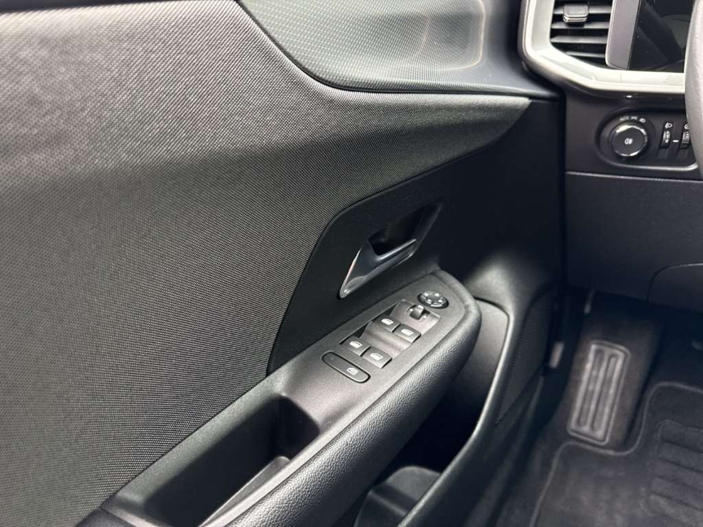 Opel Mokka E