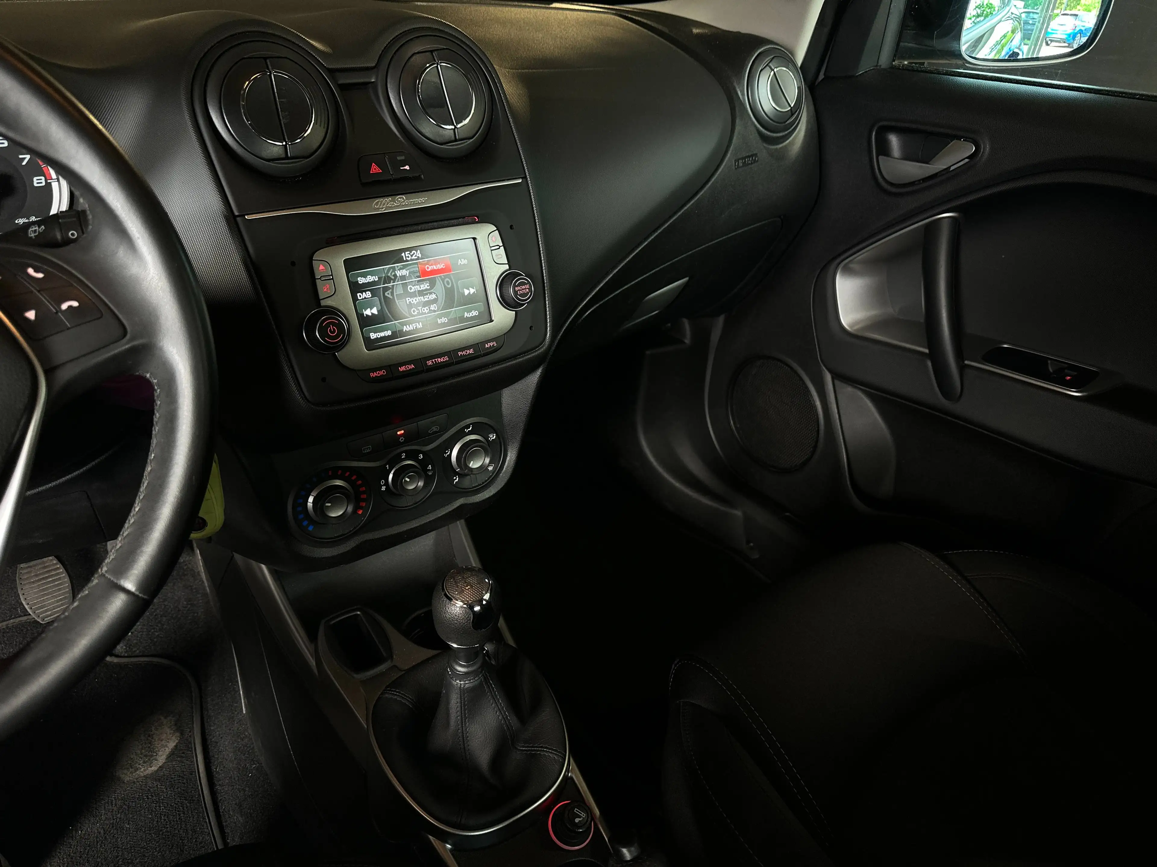 Alfa Romeo MiTo 1.4i | Sensor | BT | Airco | Handsfree | ... — photo 15