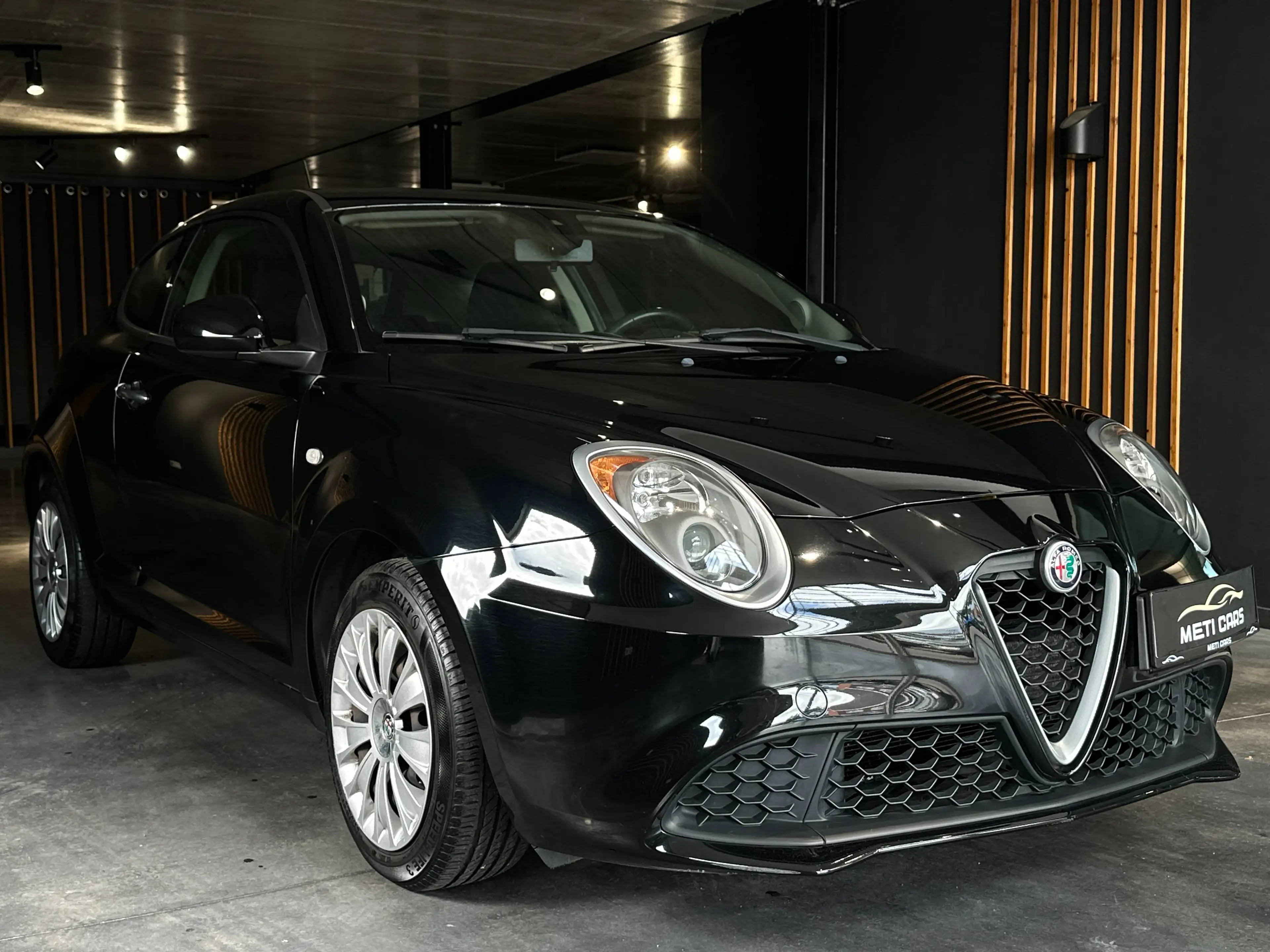 Alfa Romeo MiTo 1.4i | Sensor | BT | Airco | Handsfree | ... — photo 7