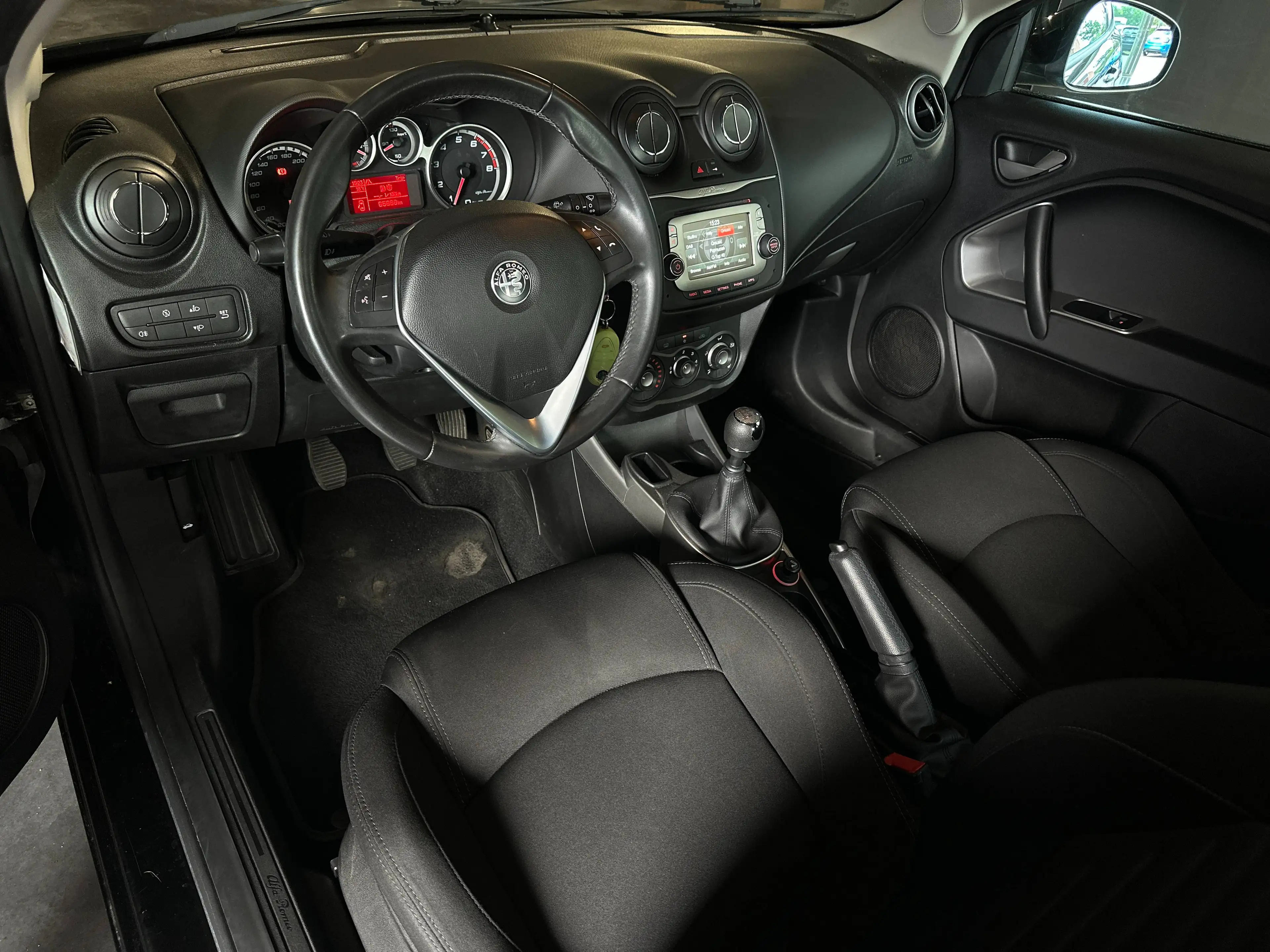Alfa Romeo MiTo 1.4i | Sensor | BT | Airco | Handsfree | ... — photo 12