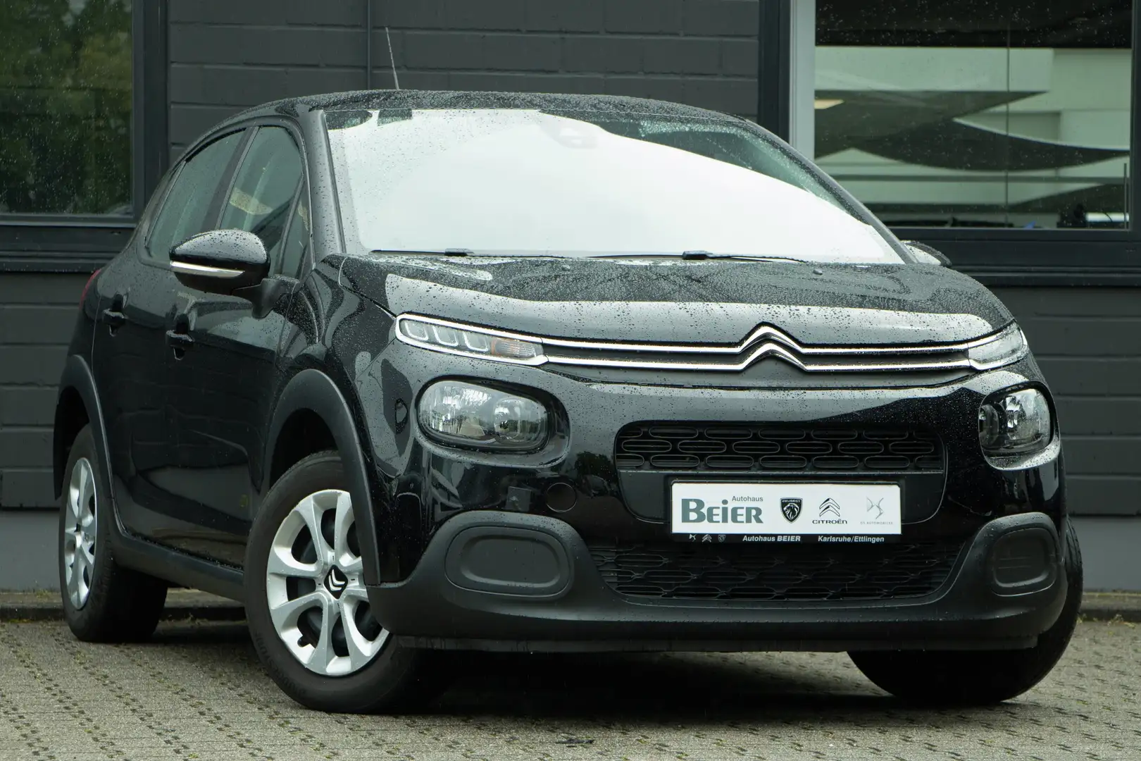 Citroen C3 PureTech 82 Feel Klima/ Freispr./ PDC Schwarz - 2
