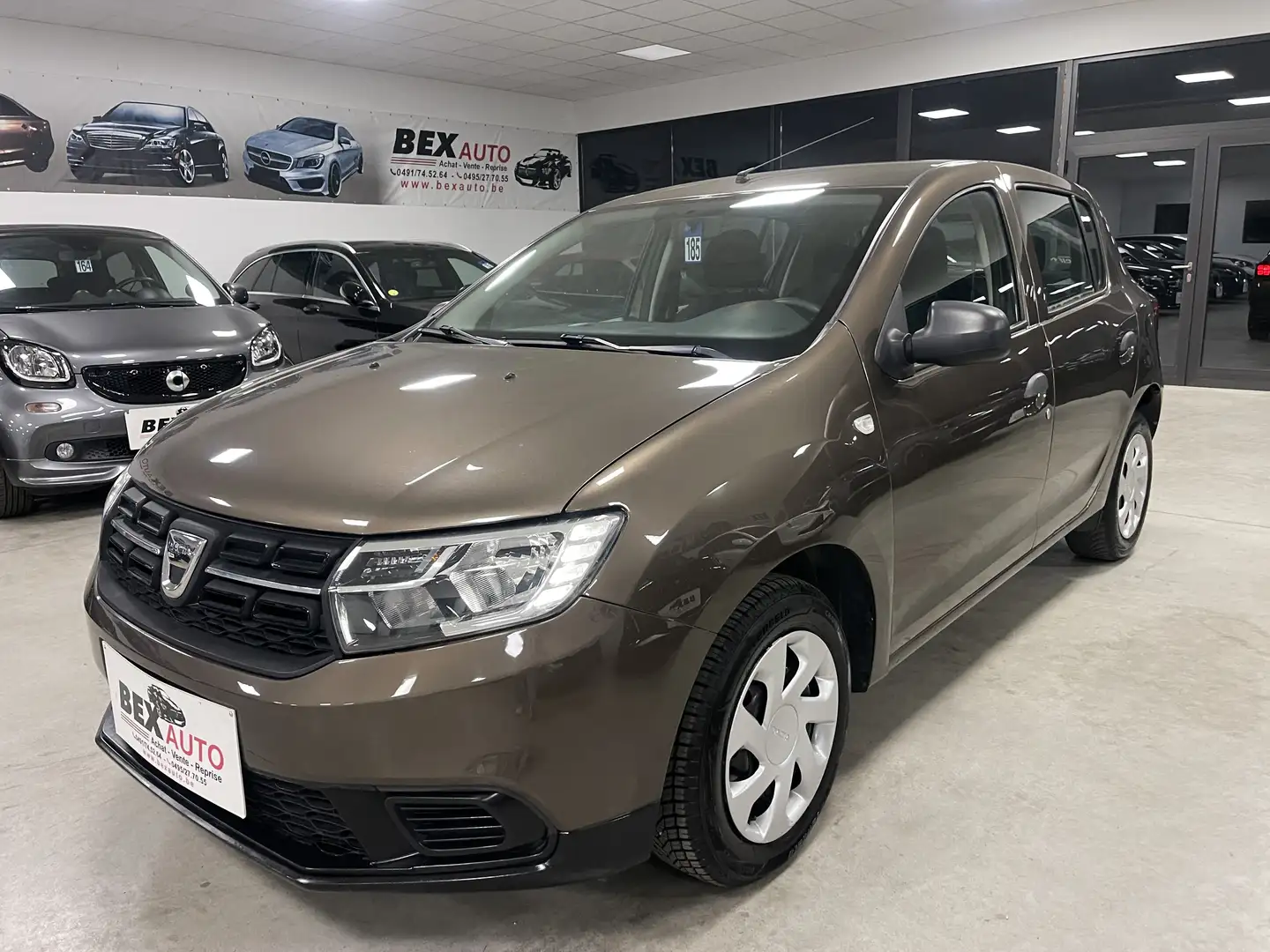 Dacia Sandero 1.0i SCe*1ERPROP*50000KM*GARANTIE12MOIS*5PORTES* Brun - 1