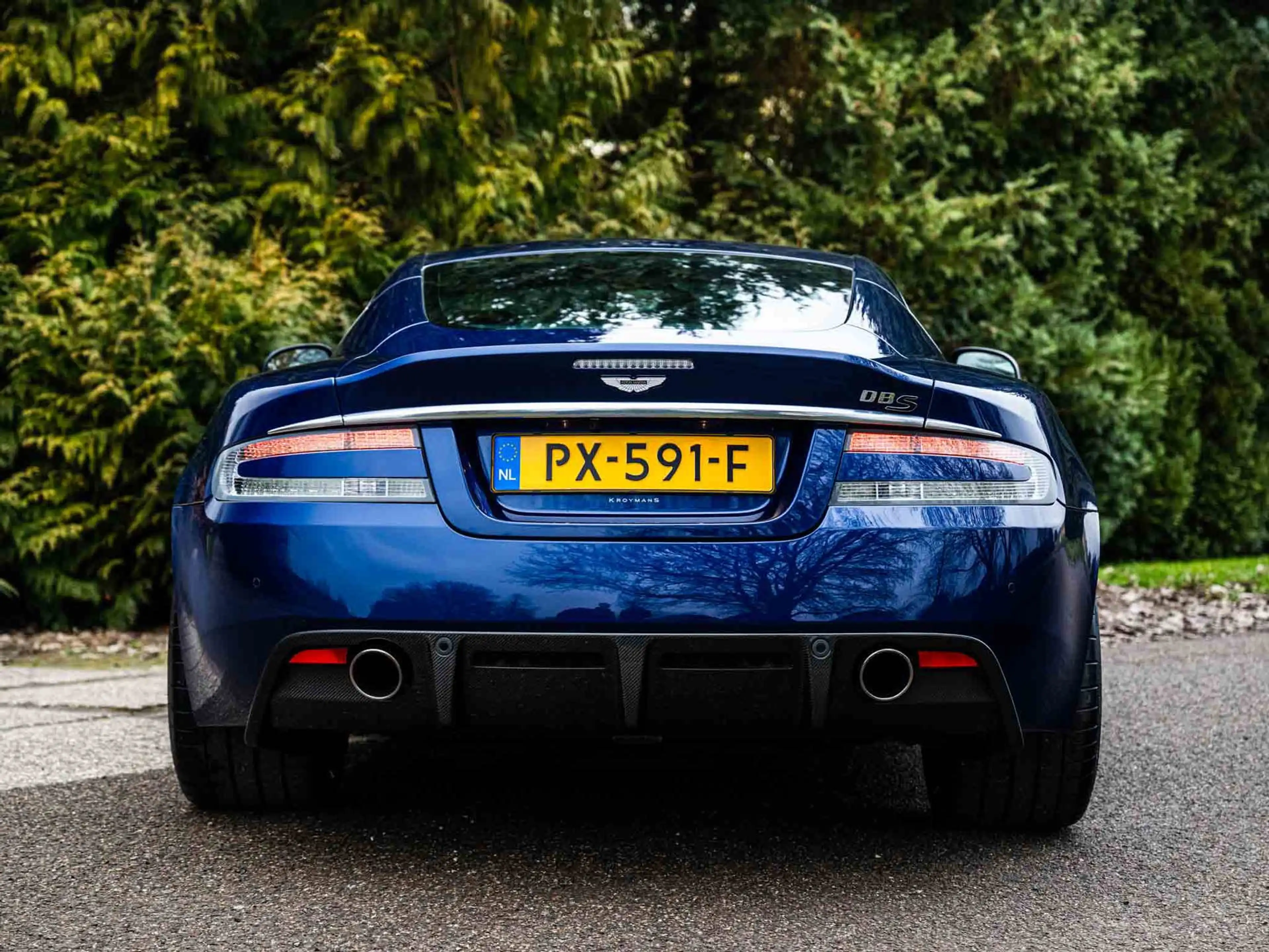 Aston Martin DBS 6.0 V12 Q Special | Carbon | 2 eig | Dealeronderho — photo 5