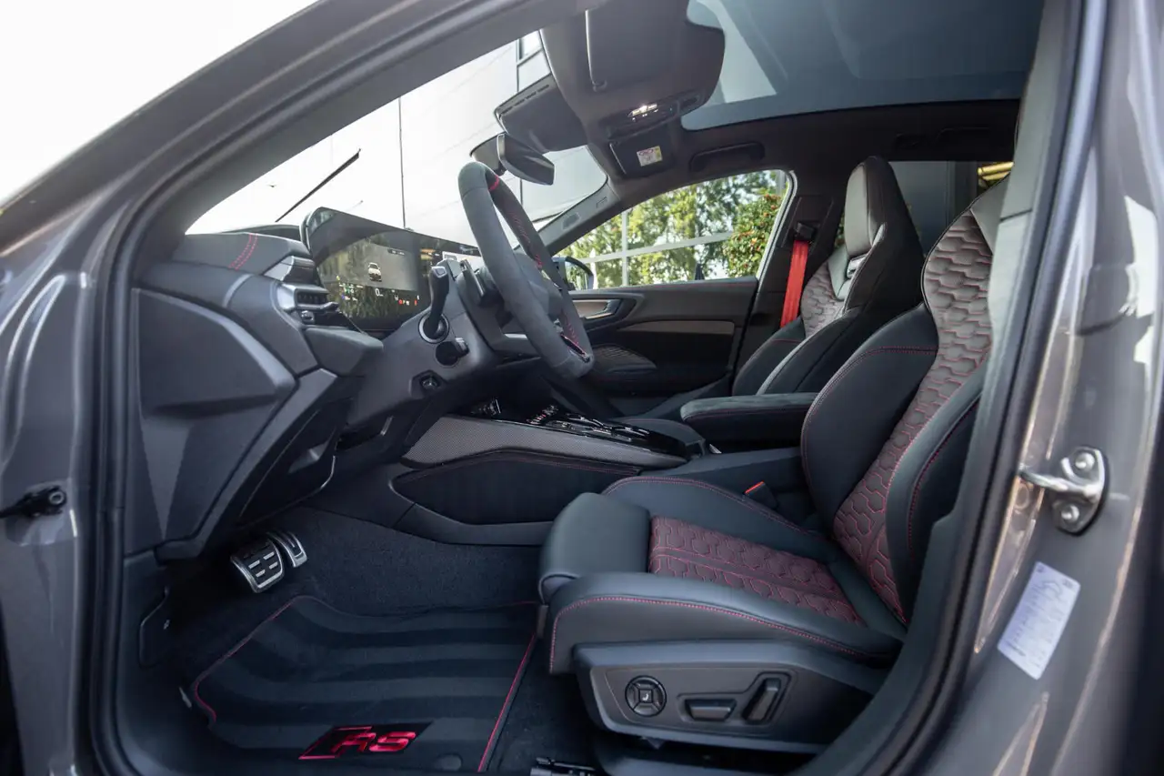 Audi RS5 Avant e-hybrid quattro, миниатюра 4