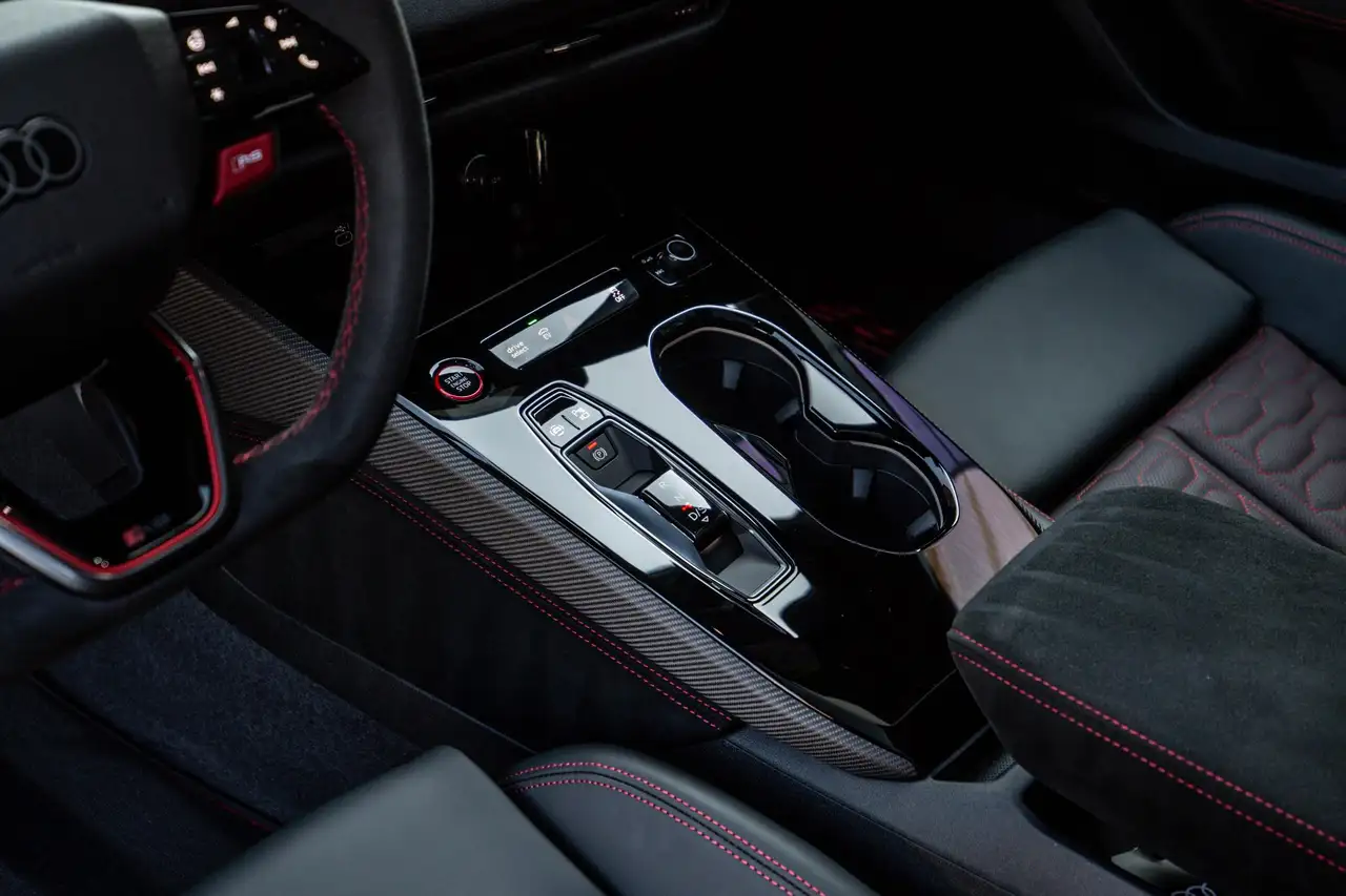 Audi RS5 Avant e-hybrid quattro, миниатюра 17