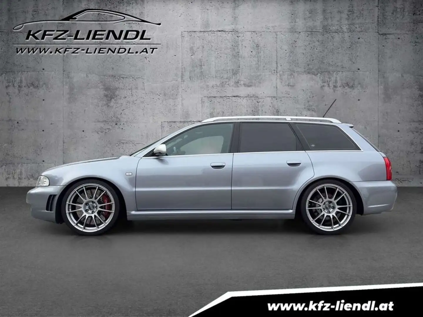 Audi RS4 Avant 2.7 B-Turbo 700PS Silber - 2