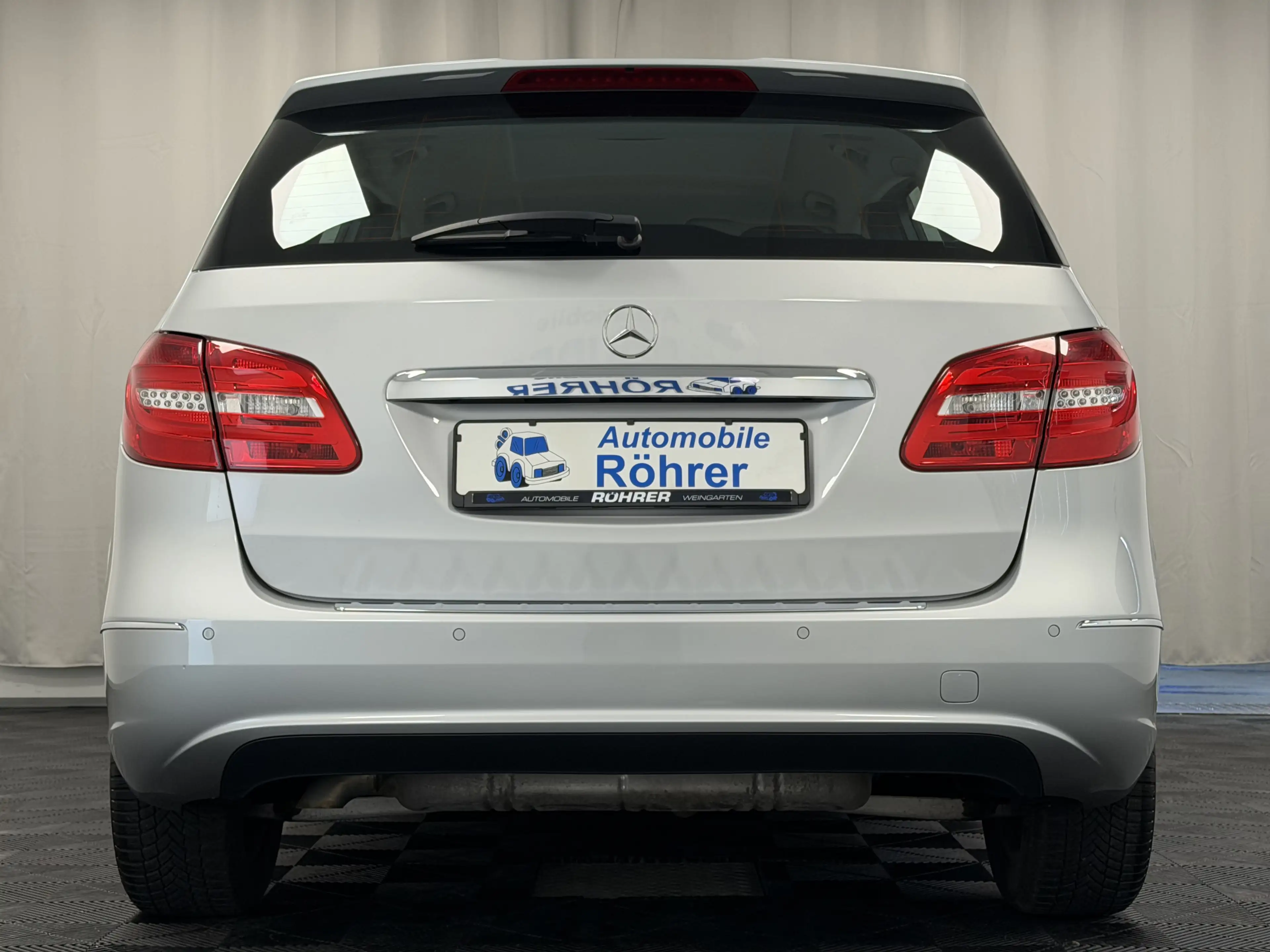 Mercedes-Benz B 180 BlueEff. Automatik Einparkhilfe Bi-Xenon — photo 7