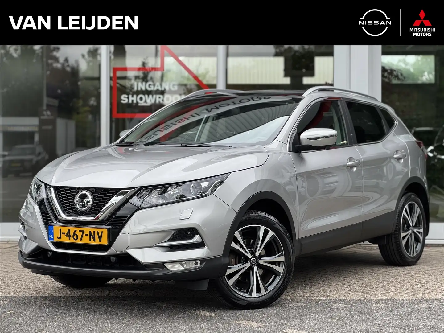 Nissan Qashqai 1.3 DIG-T 140pk N-Connecta | Trekhaak | Panoramada Grijs - 1