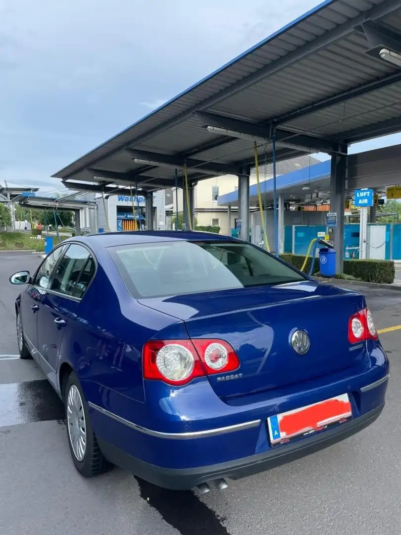 Volkswagen Passat Trendline 1,9 TDI DPF BlueMotion - 1