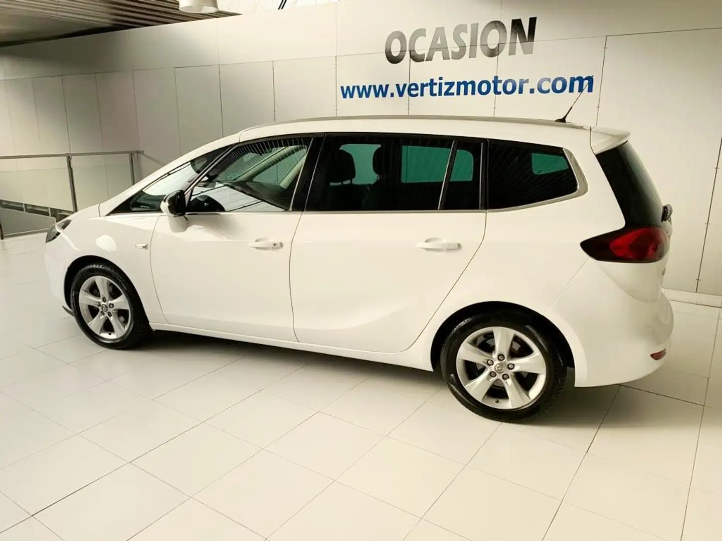 Opel Zafira Tourer 1.6CDTi S/S Expression 120 Weiß - 2