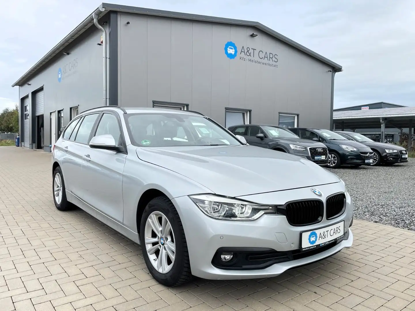 BMW 320 d xDrive/2. Hand/LED/Navi/Sitzheizung Silber - 1