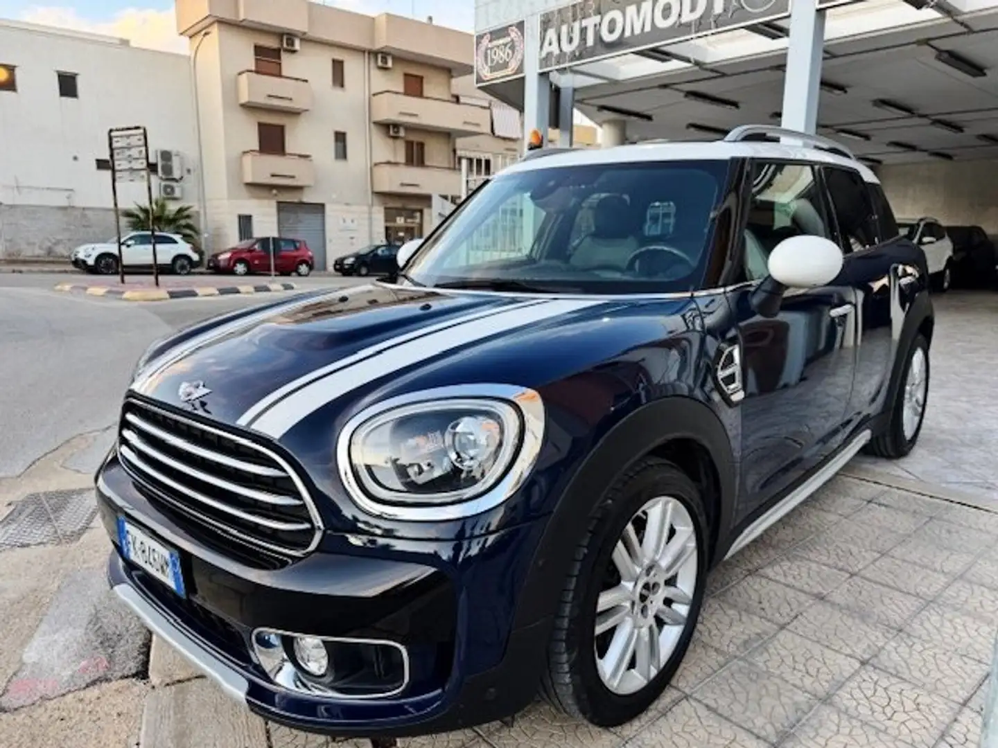 MINI Cooper D Countryman Mini Countryman F60 2017 2.0 Hype auto Bleu - 2