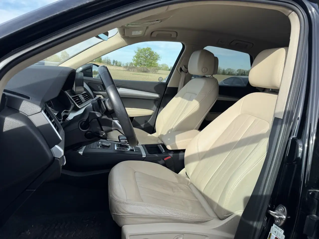 Audi Q5 снимка Audi Q5