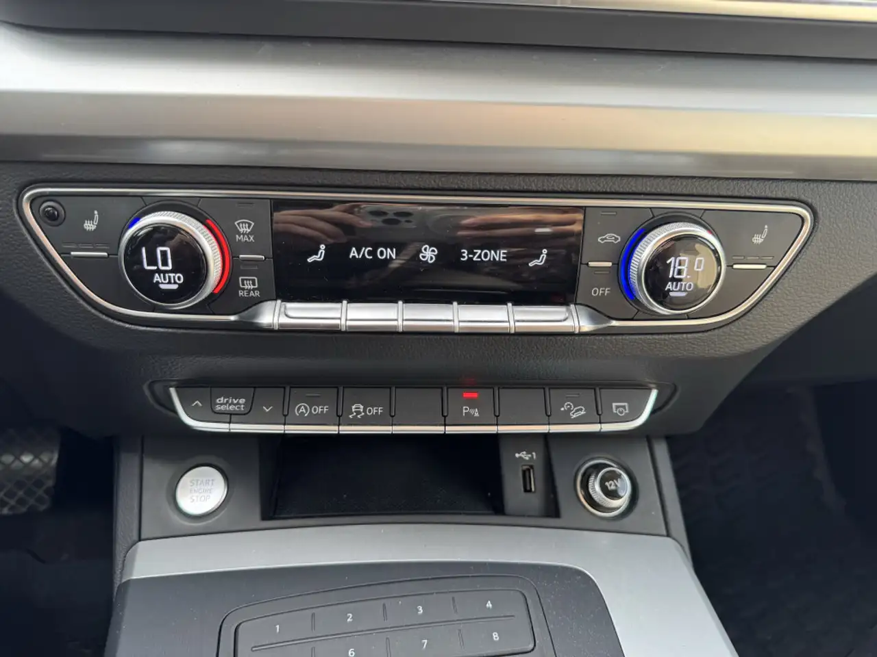 Audi Q5 снимка Audi Q5