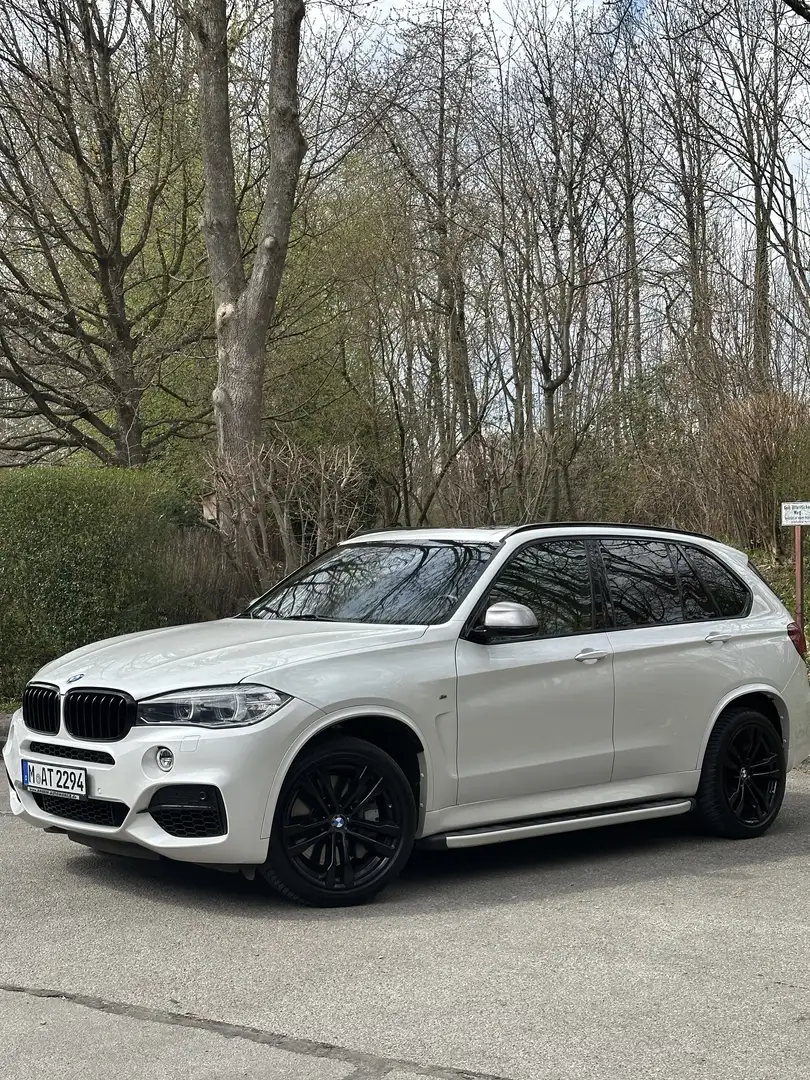 BMW X5 M BMW X5 M50d Weiß - 1