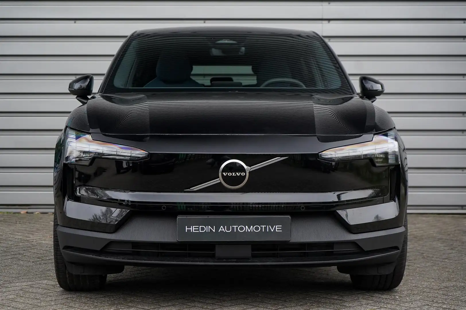Volvo EX30 Single Motor Extended Range Plus 69 kWh | Extended Zwart - 2