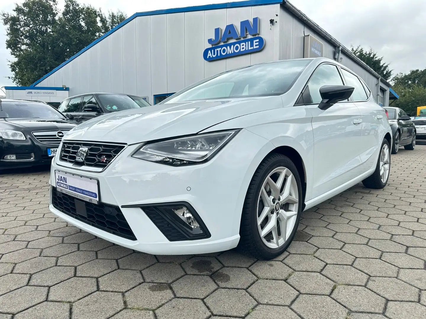 SEAT Ibiza FR 1.5TSI DSG LED ACC Kamera Weiß - 1