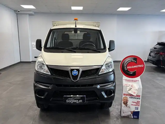 Piaggio Porter GPL Vasca Rifiuti Ribaltabile Compatta