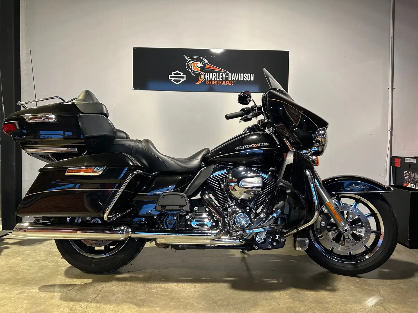 Harley-Davidson Electra Glide Gris - 1