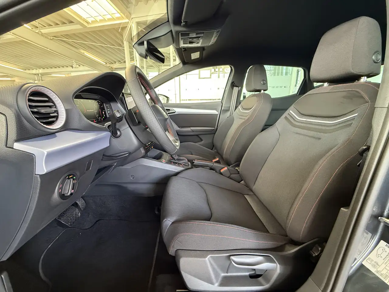 SEAT Ibiza 2025 — фото 13