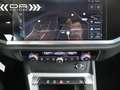 Audi Q3 35TFSi  S TRONIC - NAVIGATIE - LED - 360° CAMERA - Blauw - thumbnail 17