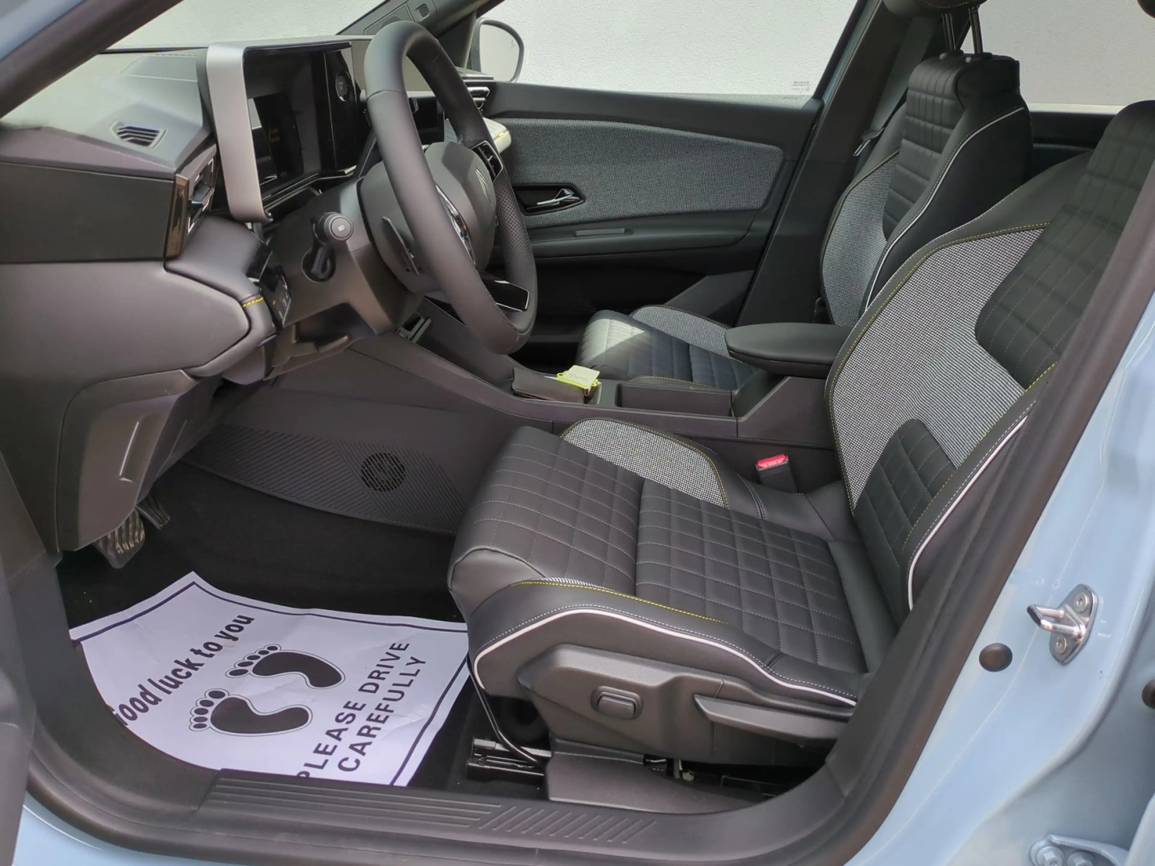 Renault R 4 Iconic "plein sud" 150 Comfort Range — photo 12