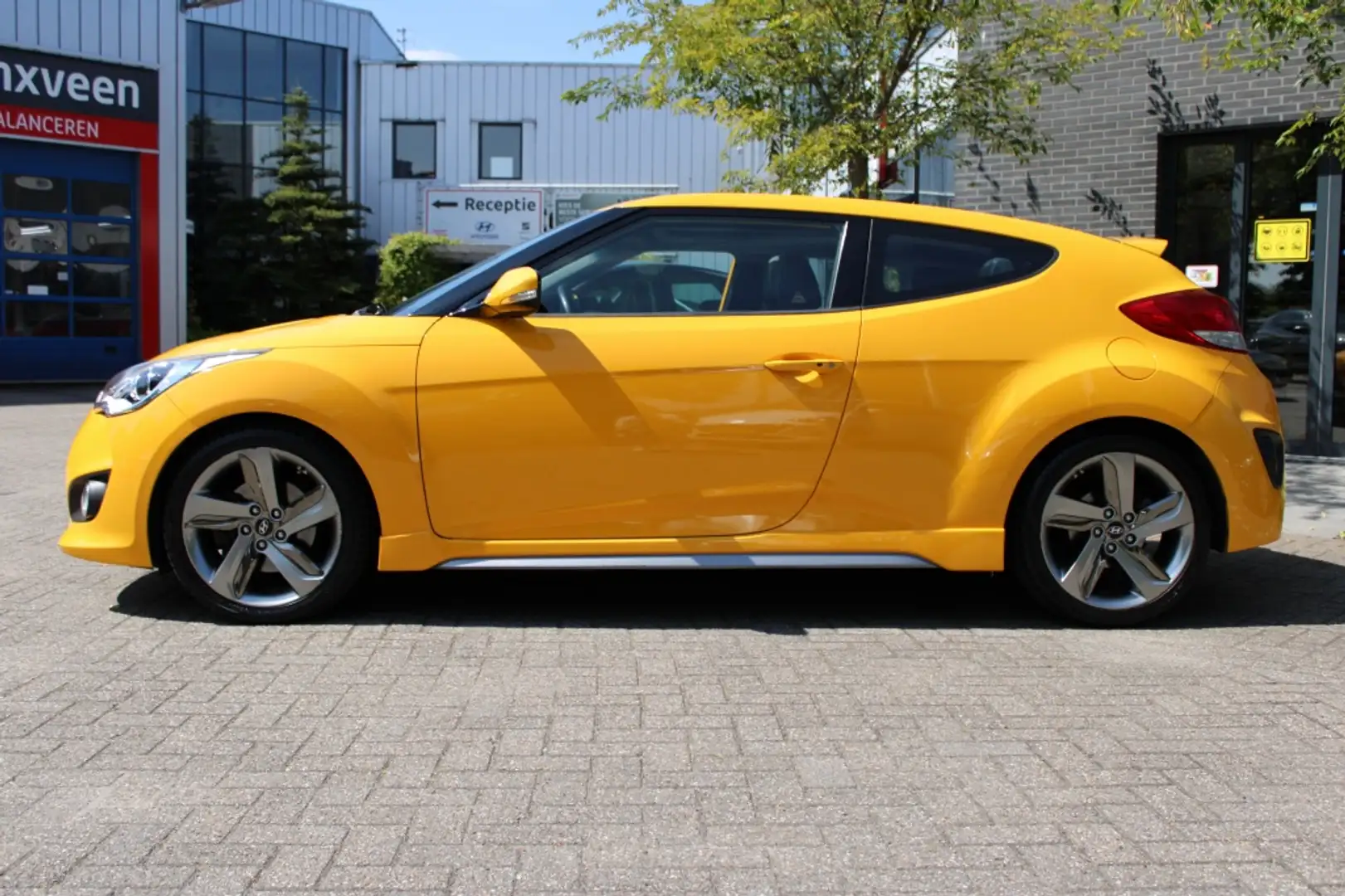 Hyundai VELOSTER 1.6 T-GDI Turbo 187PK! Limited Edition "RIJKLAARPR Geel - 2