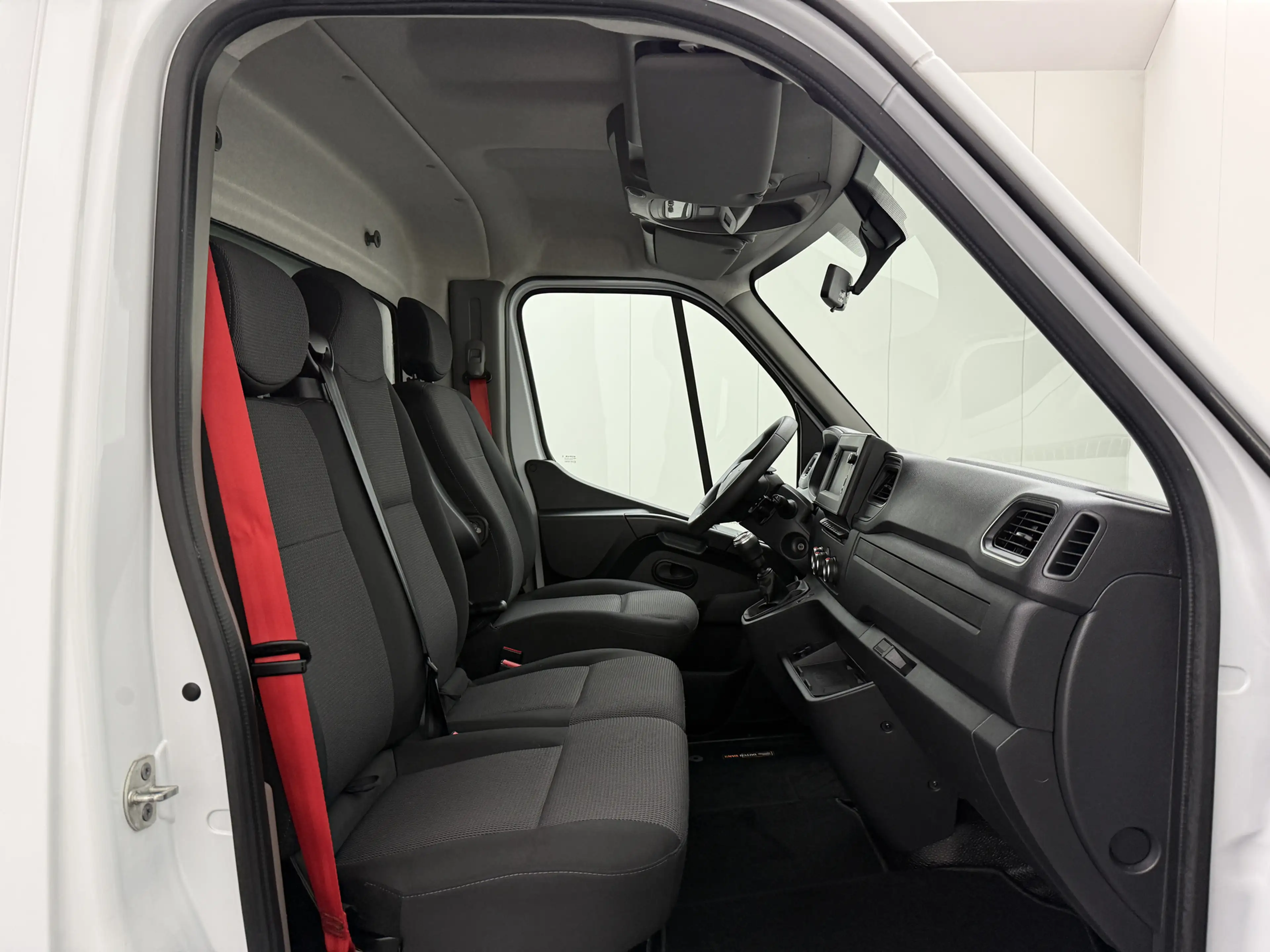 Renault Master 2.3DCi 145PK Bakwagen+Laadklep 2024 | Bomvol !! | — photo 27