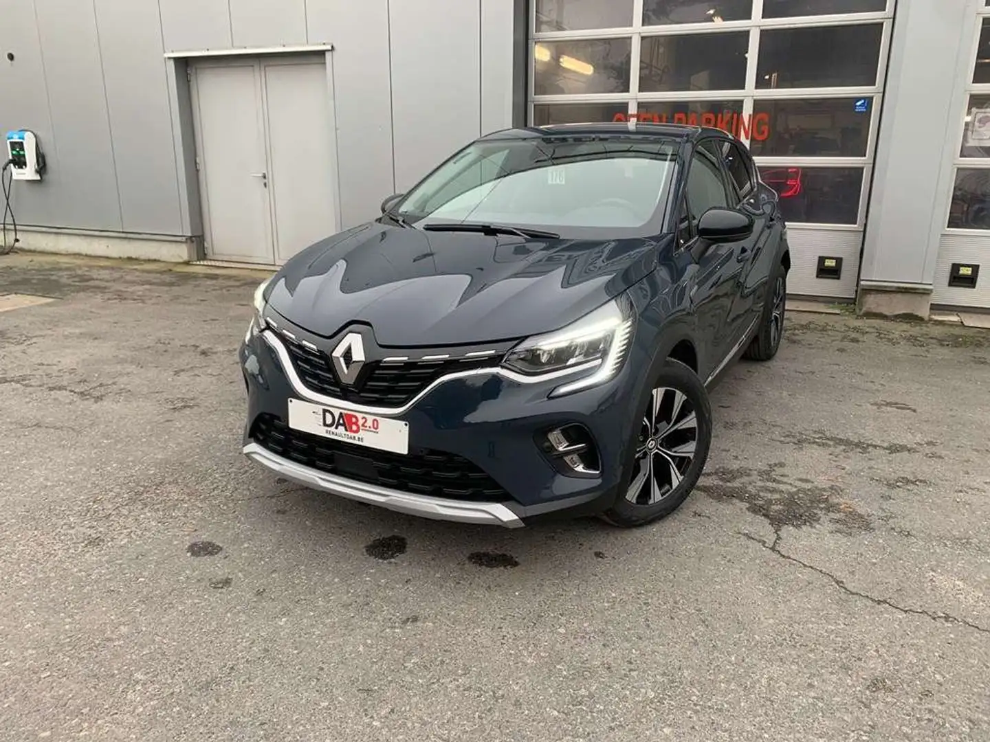 Renault Captur E-TECH PLUG-IN Hybrid Intens Gris - 2