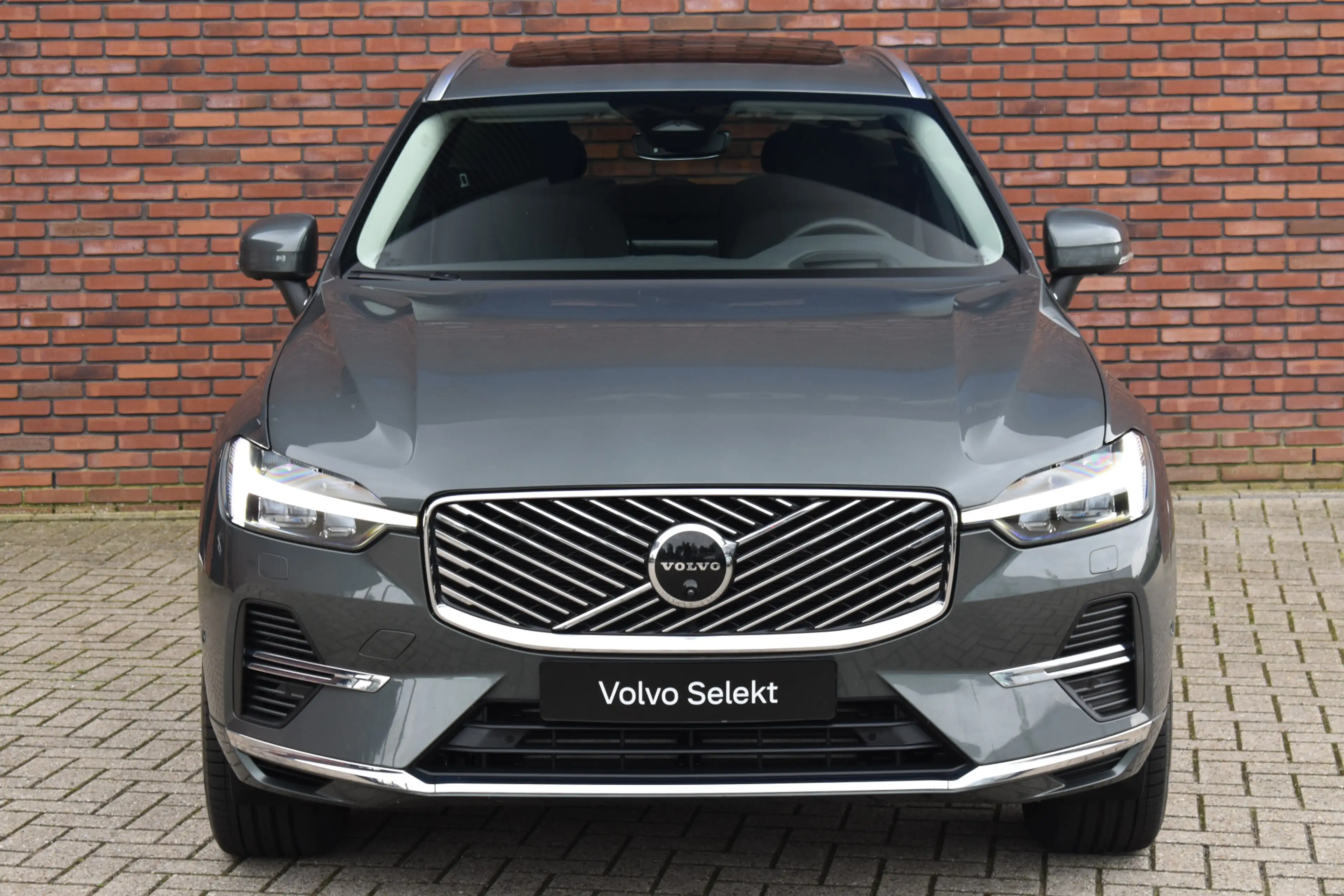 Volvo XC60 T6 Plug-in hybrid AWD Plus Bright | Head-Up Displa — photo 5