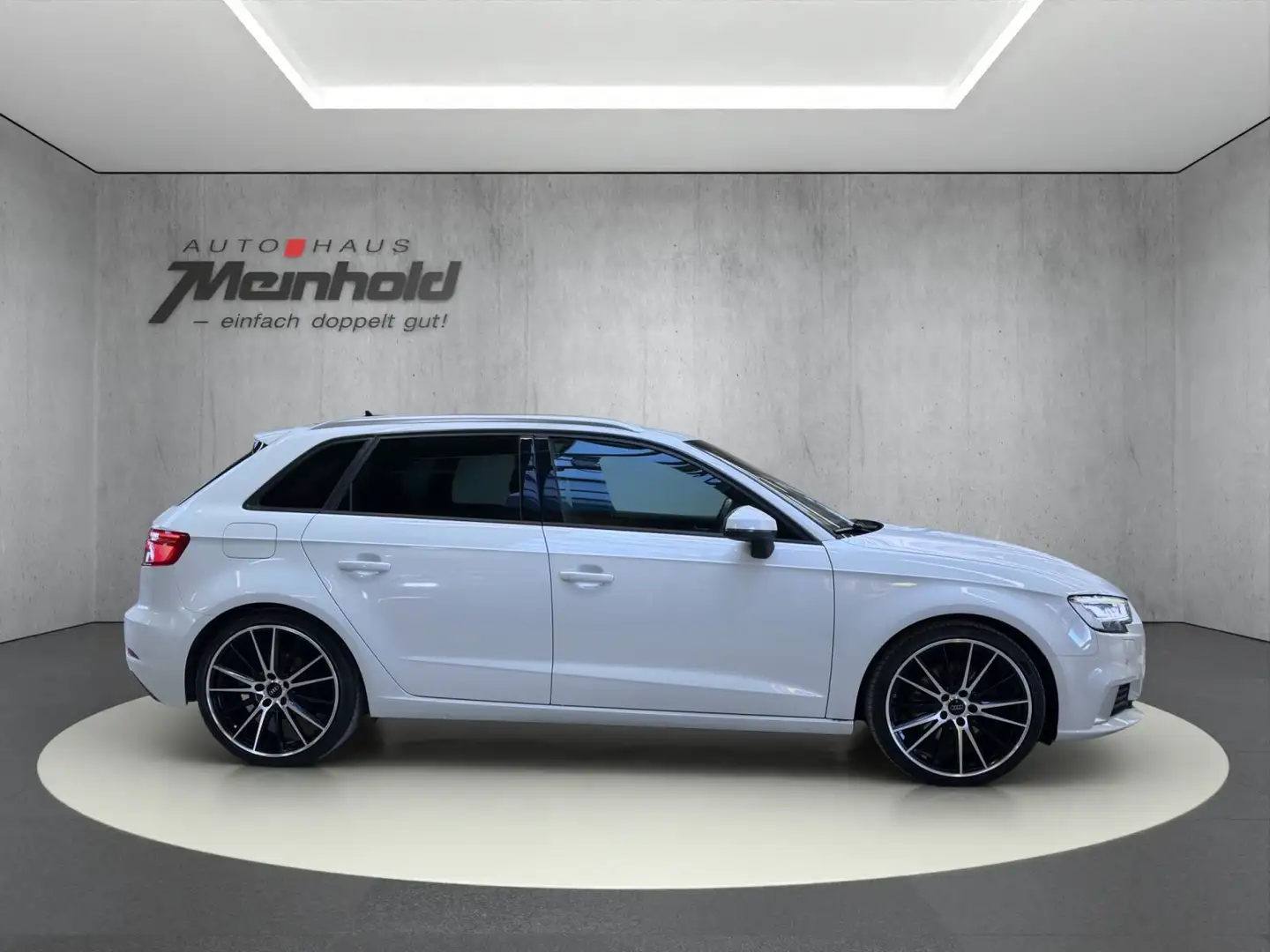 Audi A3 S line 40 TFSI quattro S tronic,AHK Grau - 2