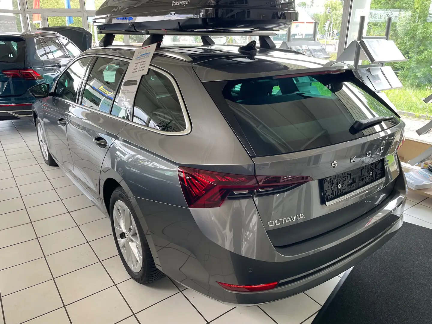 Skoda Octavia Style Grau - 2