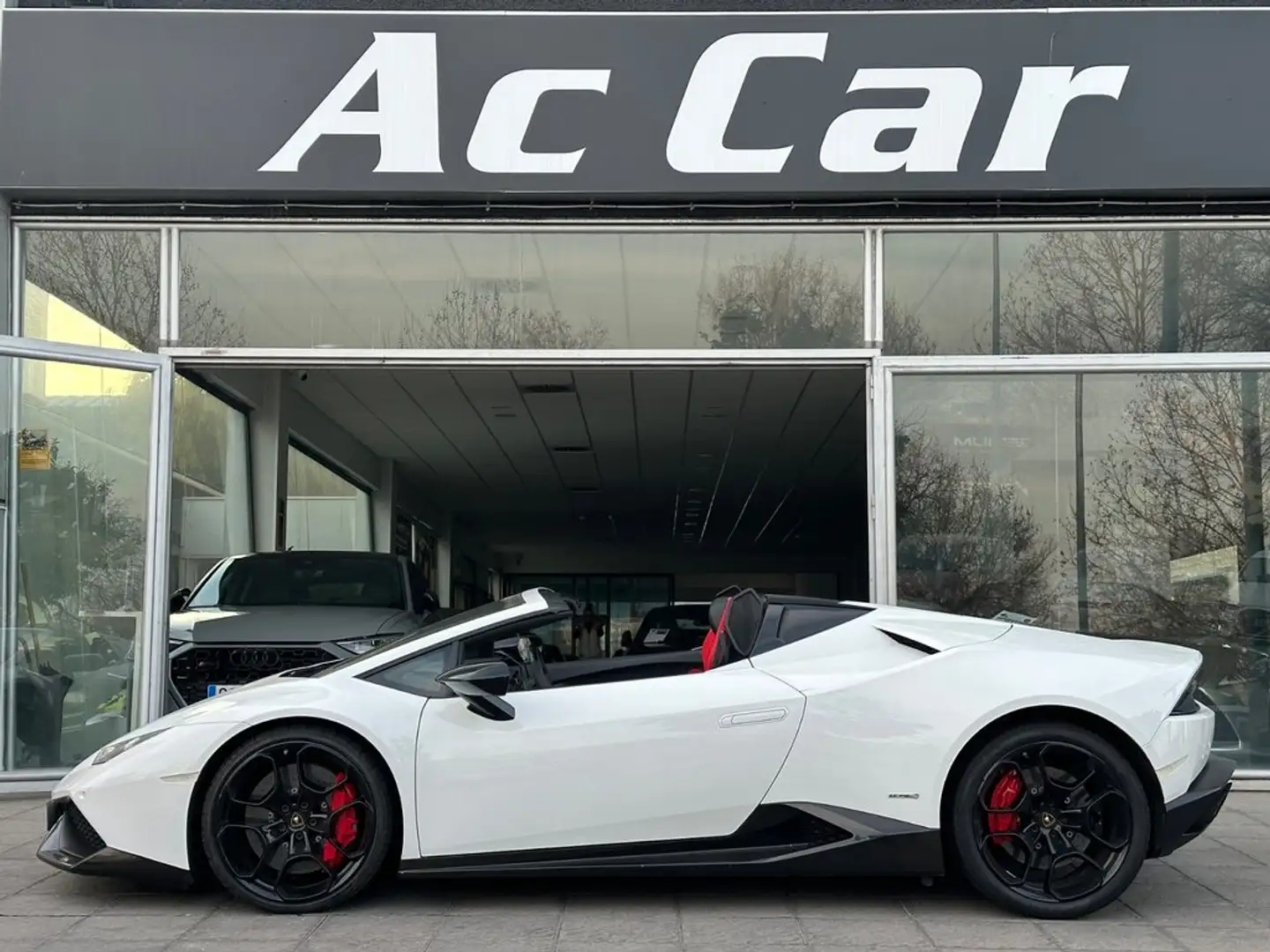 Lamborghini Huracán LP 610-4 Blanc - 1