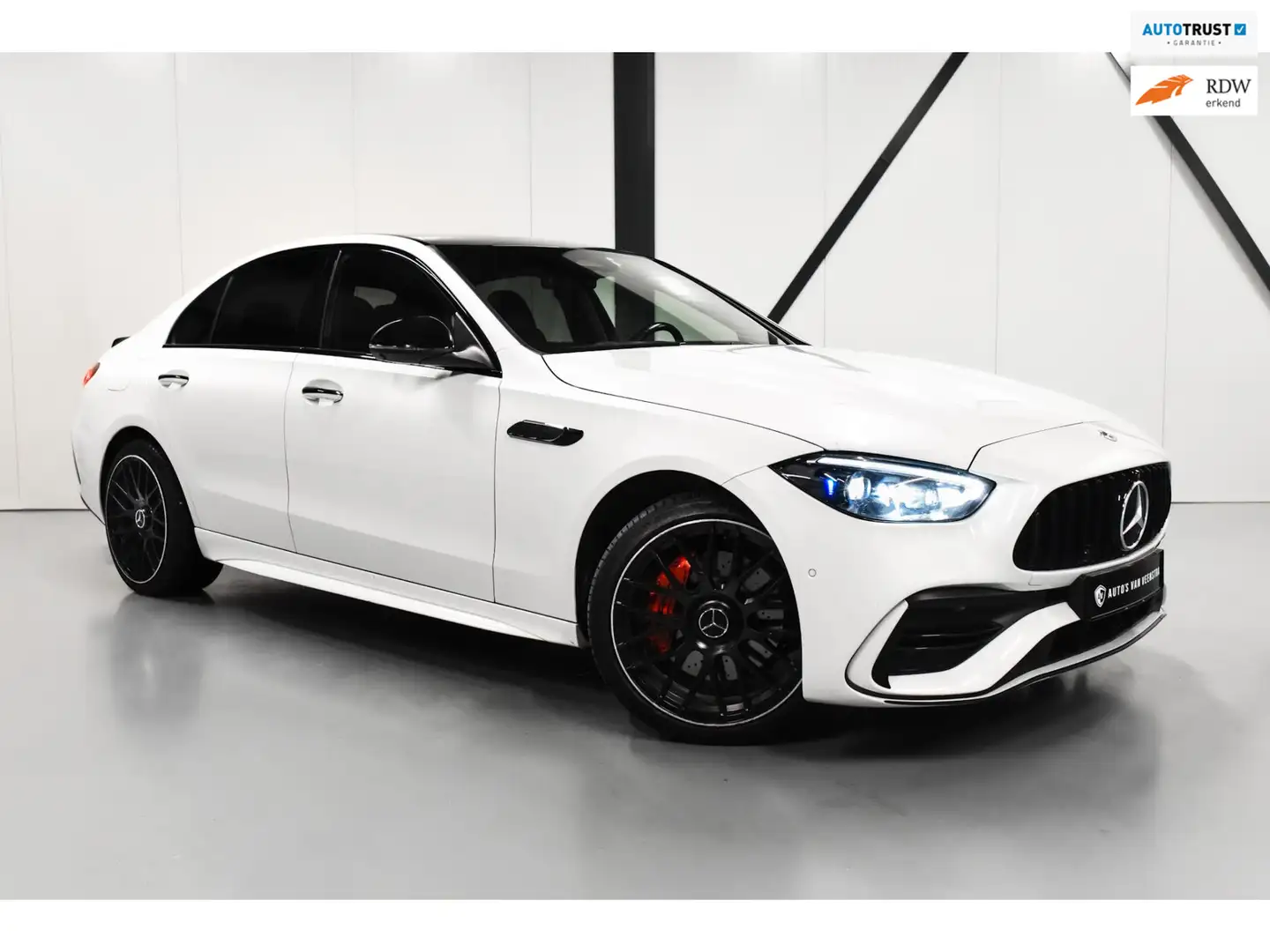 Mercedes-Benz C 300 e AMG | PANO | LASER | HUD | Ambiance Lights | FUL Blanc - 1