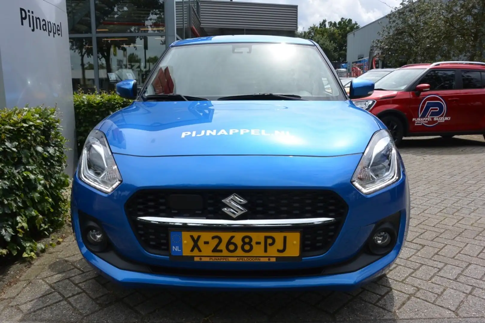 Suzuki Swift 1.2 Style 5-deurs Airco/Cruise control/Navigatie Blu/Azzurro - 2