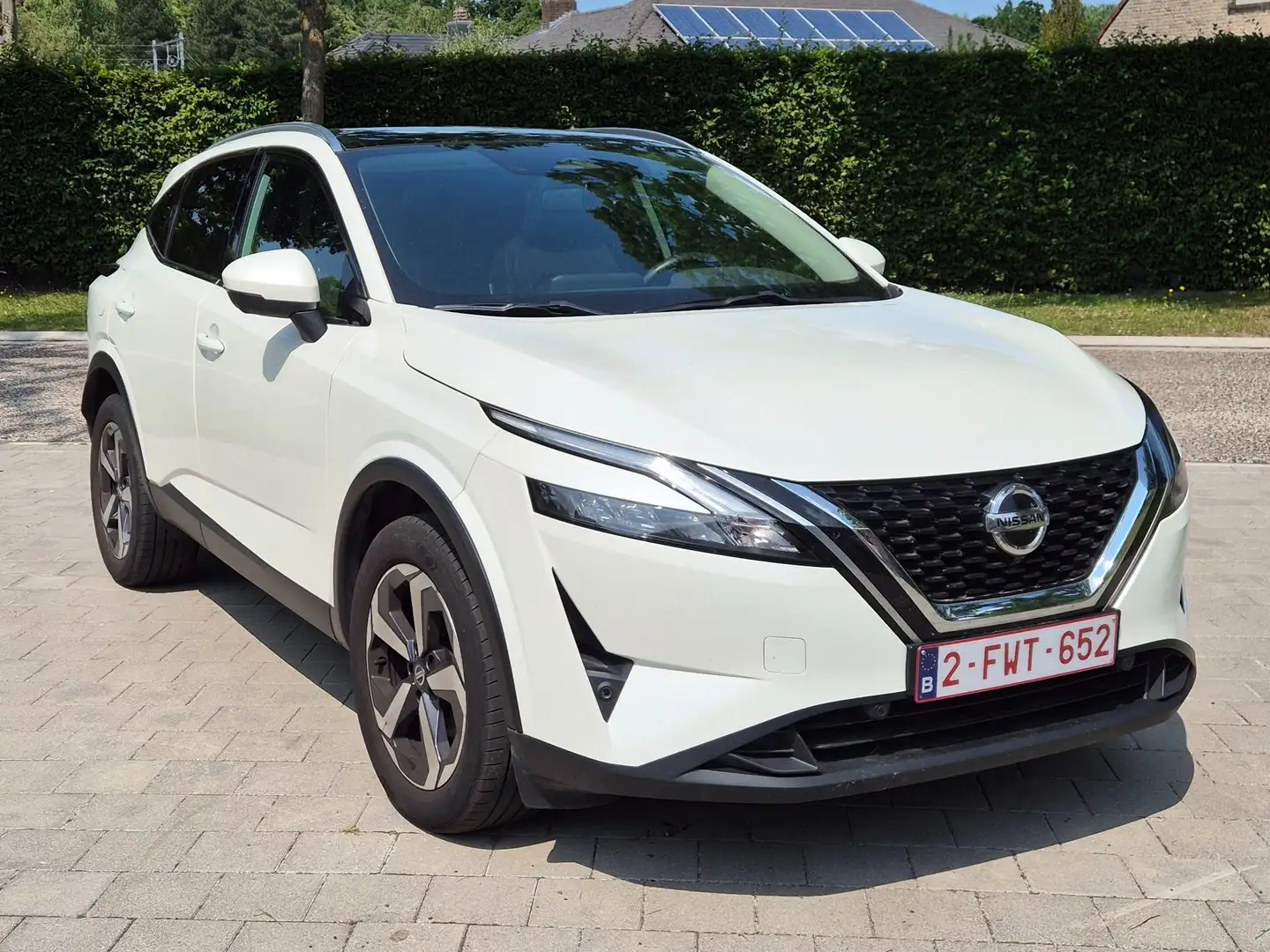 Nissan Qashqai Mild Hybrid 1.3 DIG-T MHEV N-Connecta Wit - 1