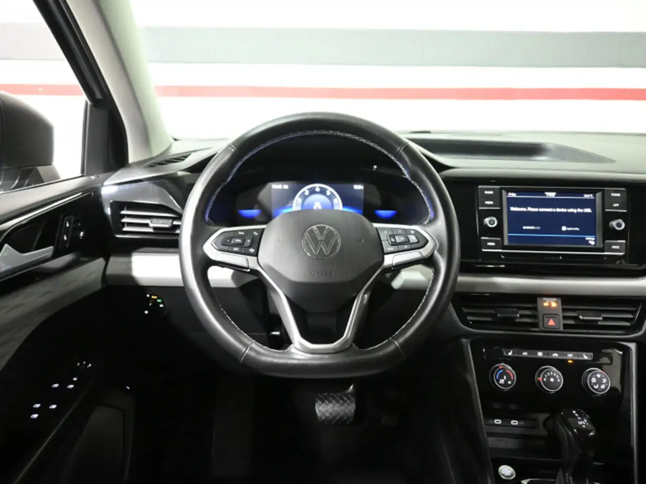 Volkswagen Taos снимка Volkswagen Taos