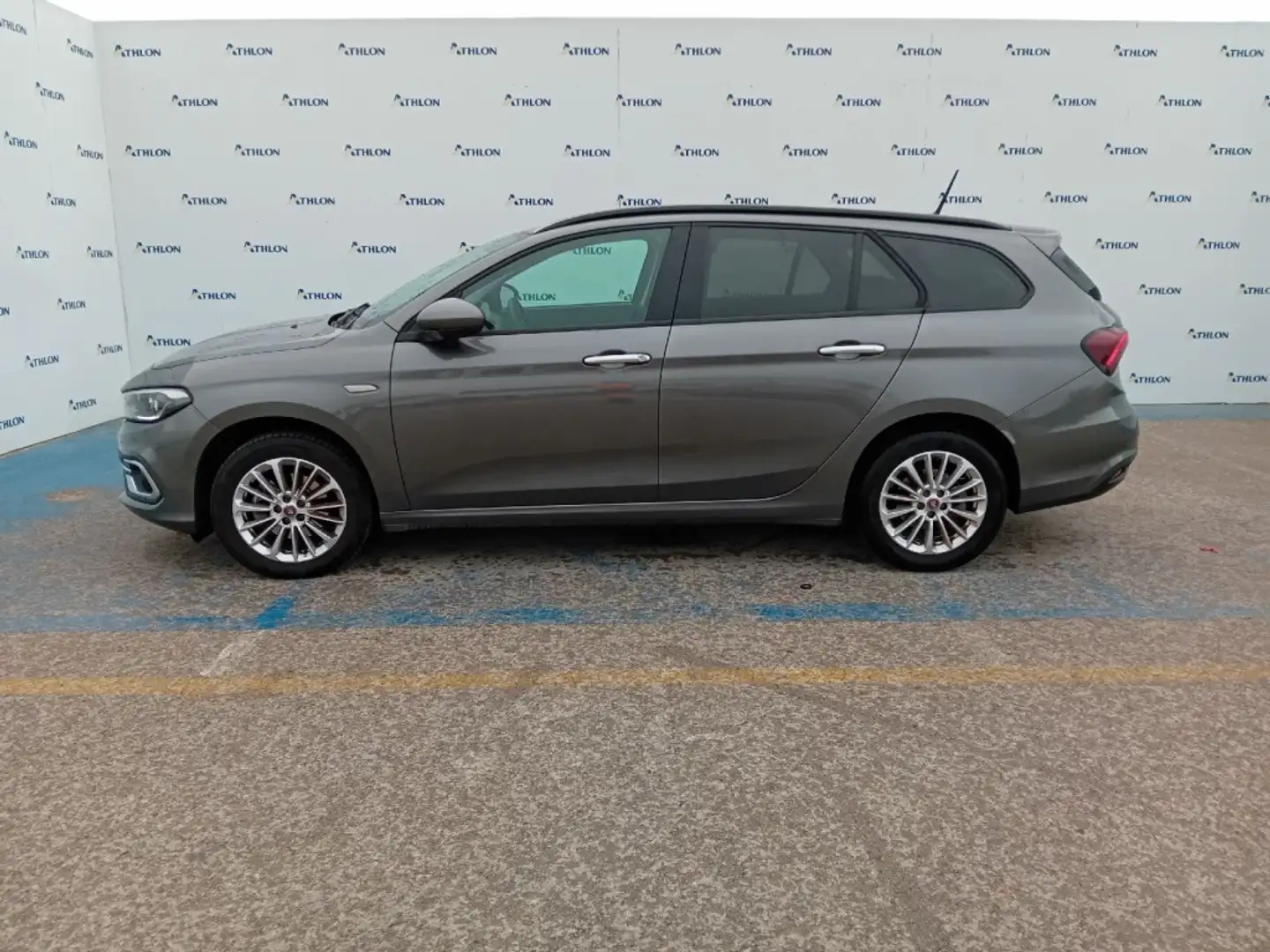 Fiat Tipo SW 1.3 Multijet 70KW Gris - 2