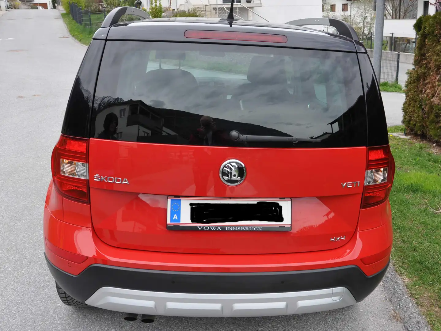 Skoda Yeti Yeti Outdoor 2,0 TDI SCR 4x4 Ambition Ambition Rot - 2