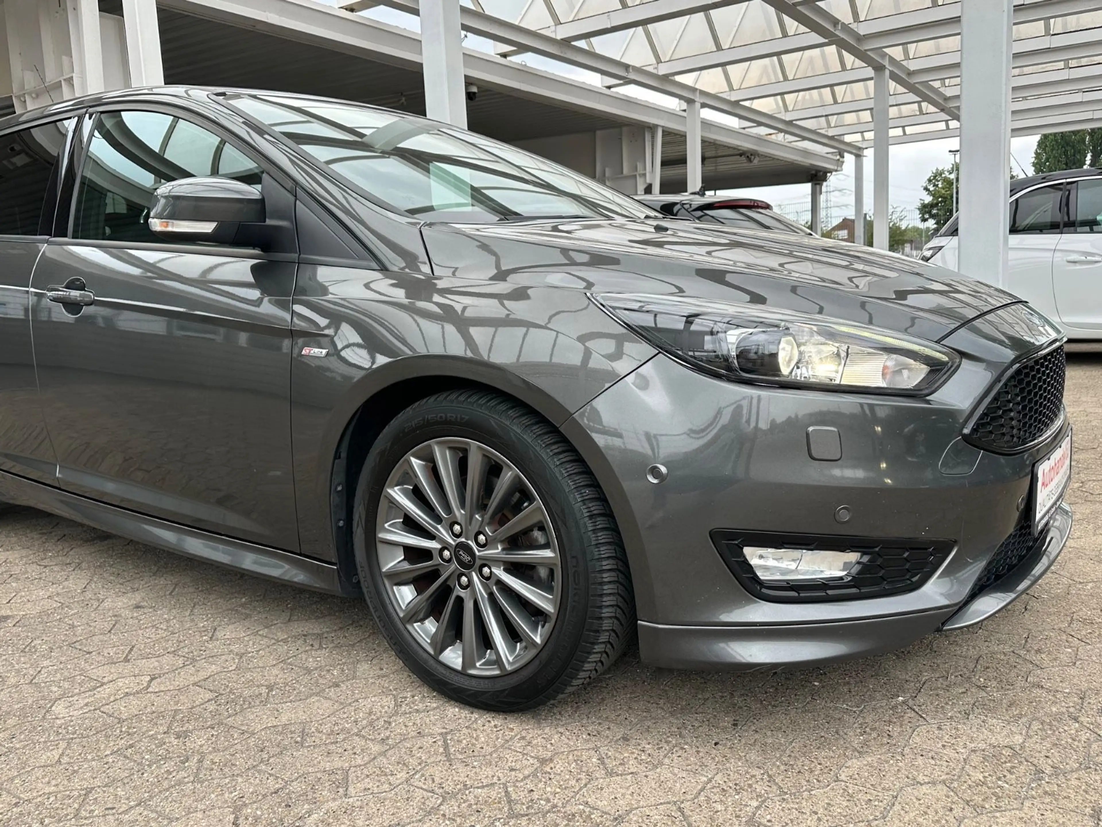 Ford Focus Turnier ST-Line*LED*NAVI*Sport-S*Multi*AHK — photo 3