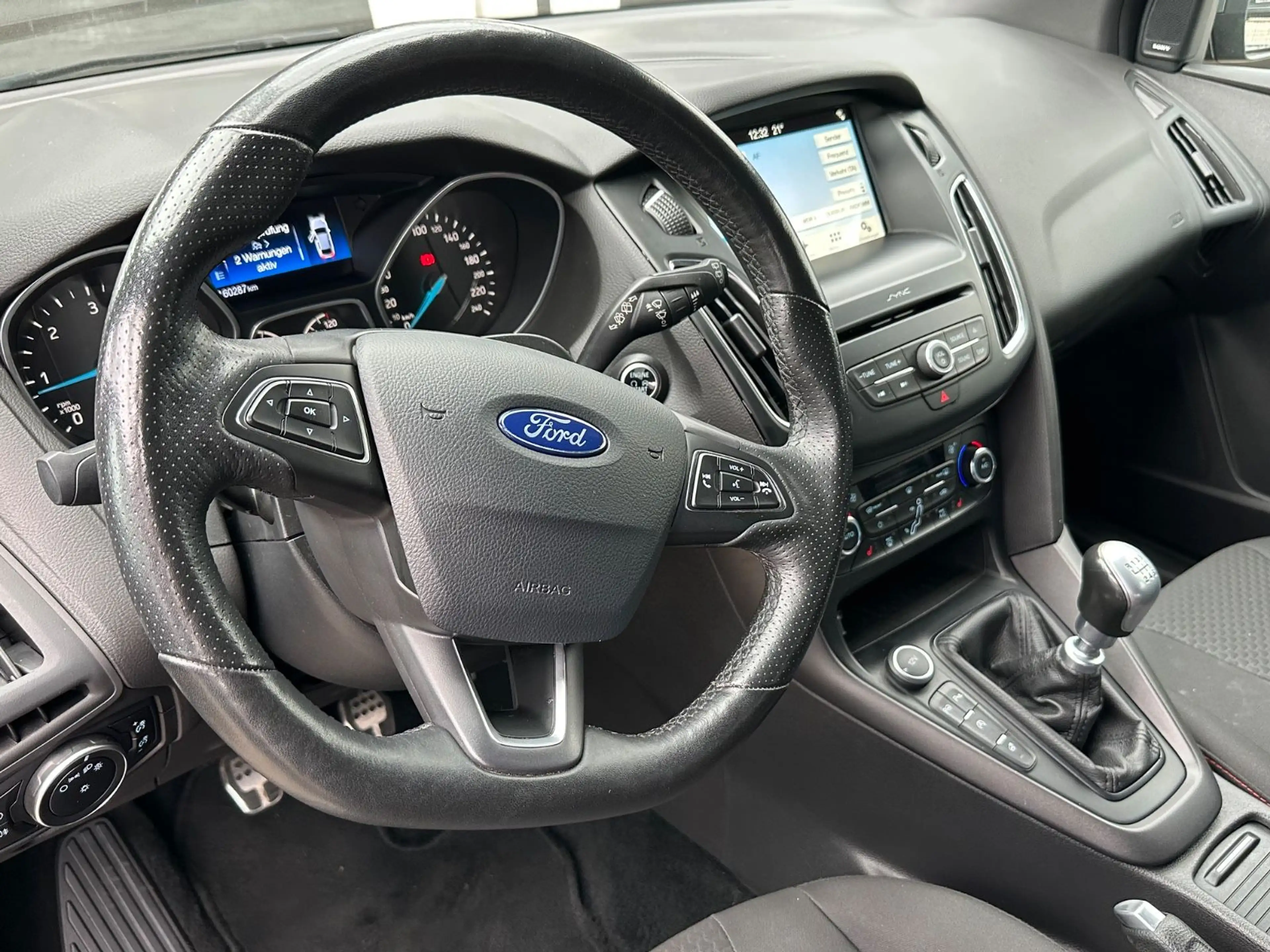 Ford Focus Turnier ST-Line*LED*NAVI*Sport-S*Multi*AHK — photo 14