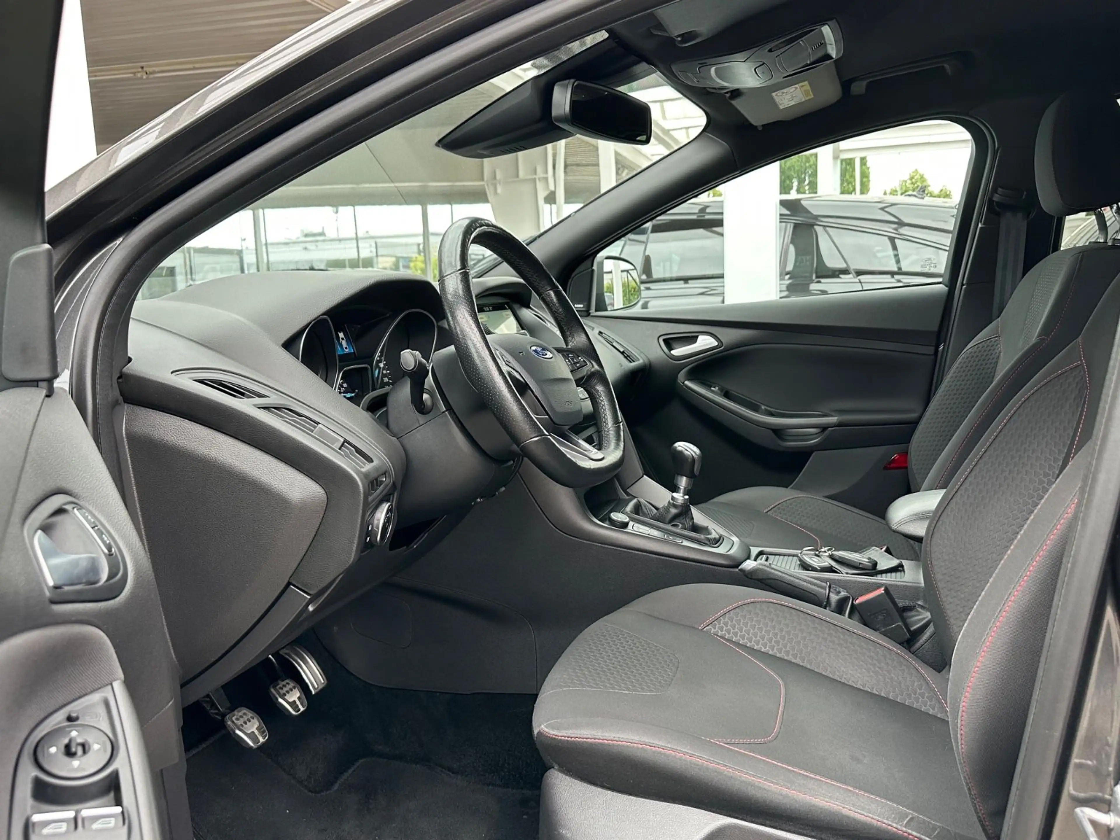 Ford Focus Turnier ST-Line*LED*NAVI*Sport-S*Multi*AHK — photo 13