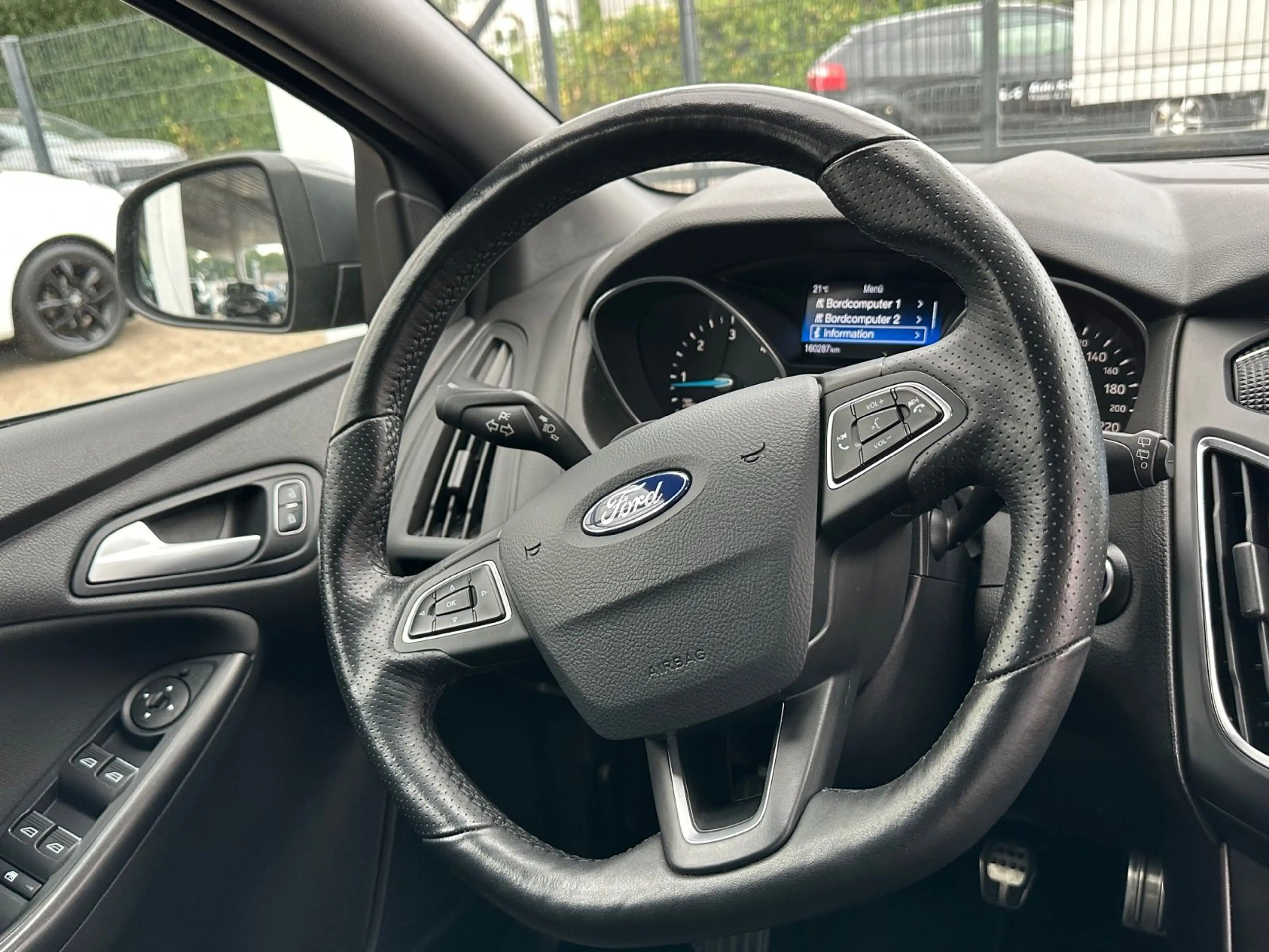 Ford Focus Turnier ST-Line*LED*NAVI*Sport-S*Multi*AHK — photo 7