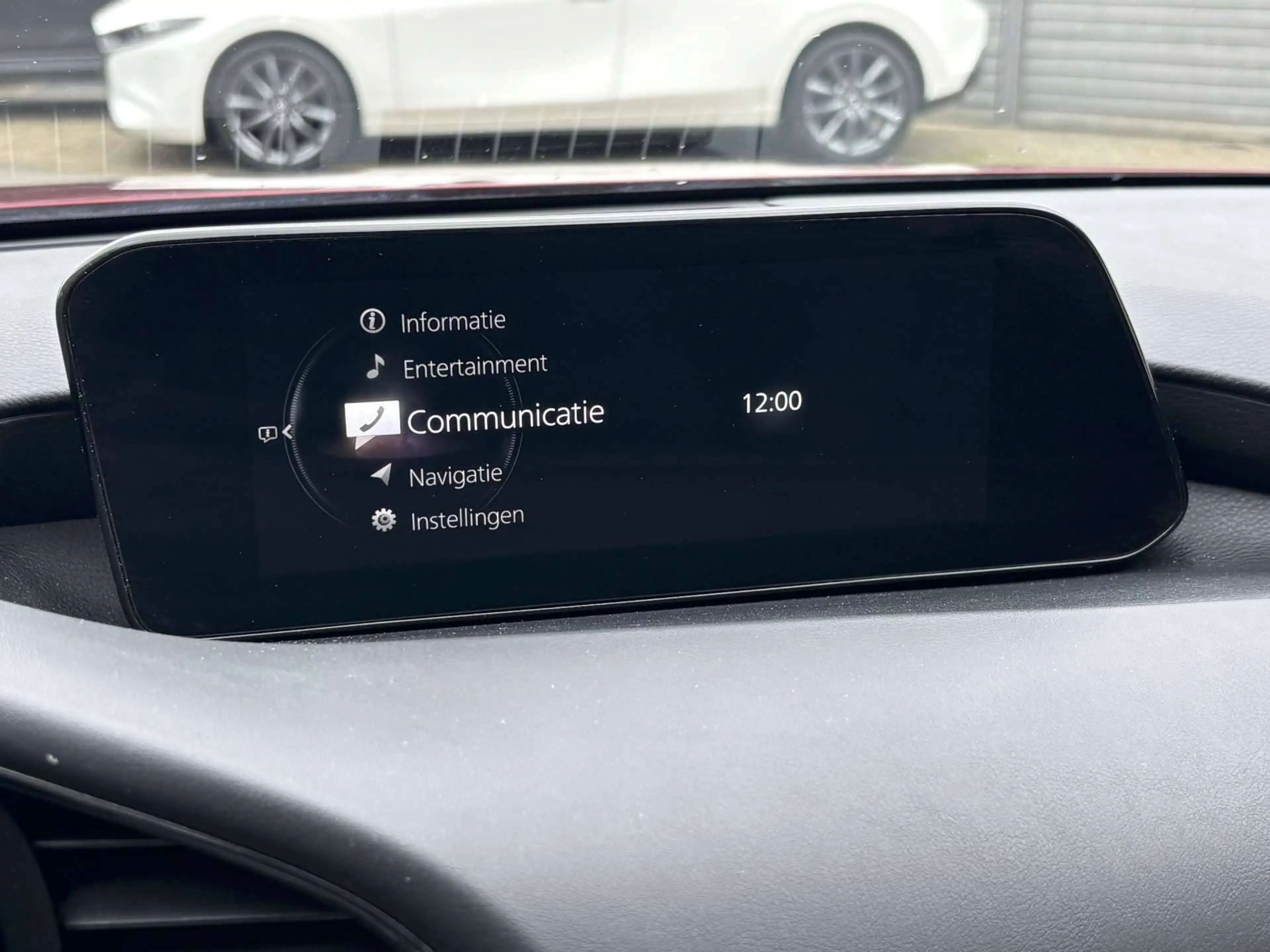 Mazda 3 3 2.0 M-HYBRID SKYCRUISE / Automaat / Leder / 68000km — photo 14
